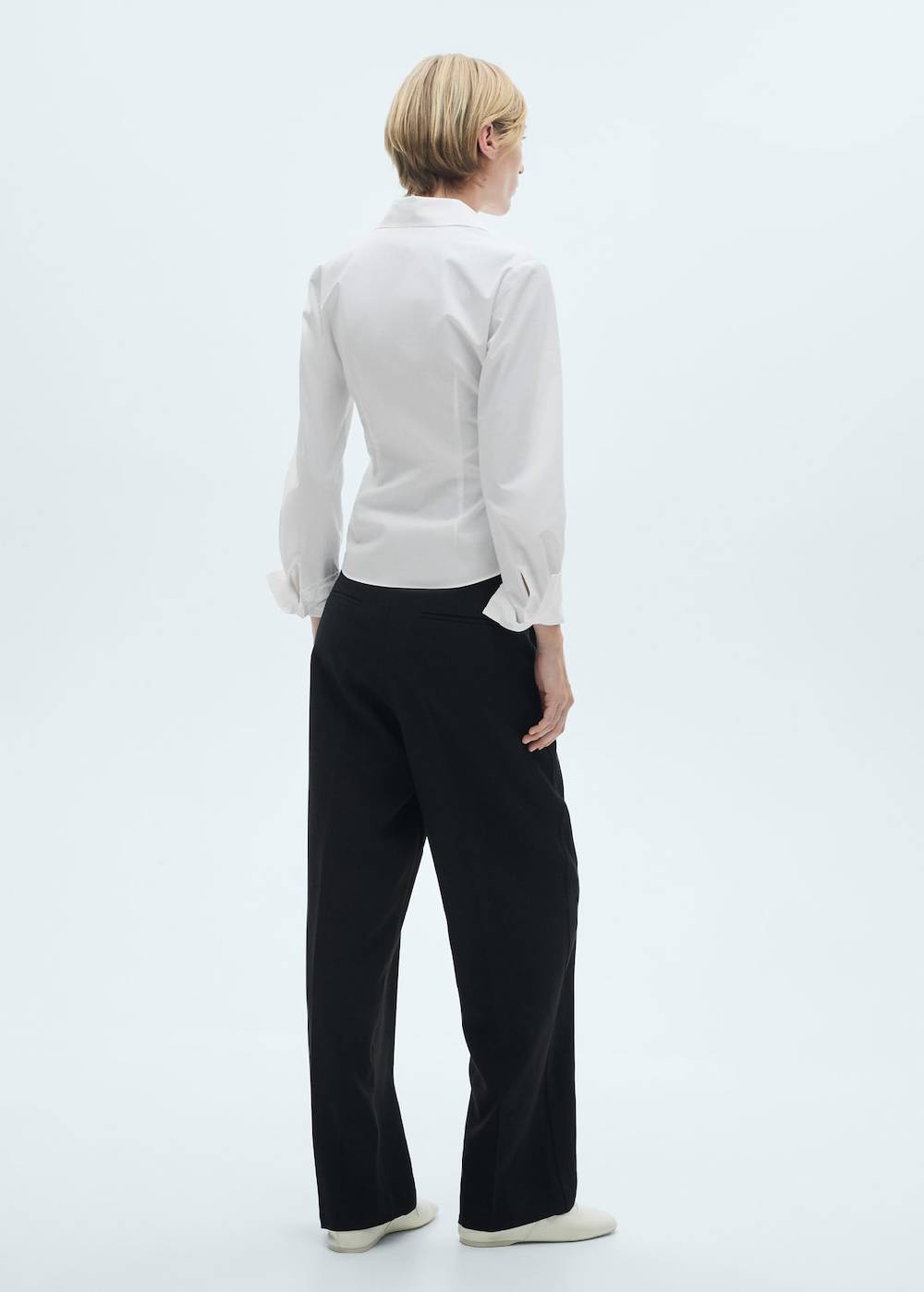 Mango Gerade Bundfaltenhose Nur noch ein Tag übrig