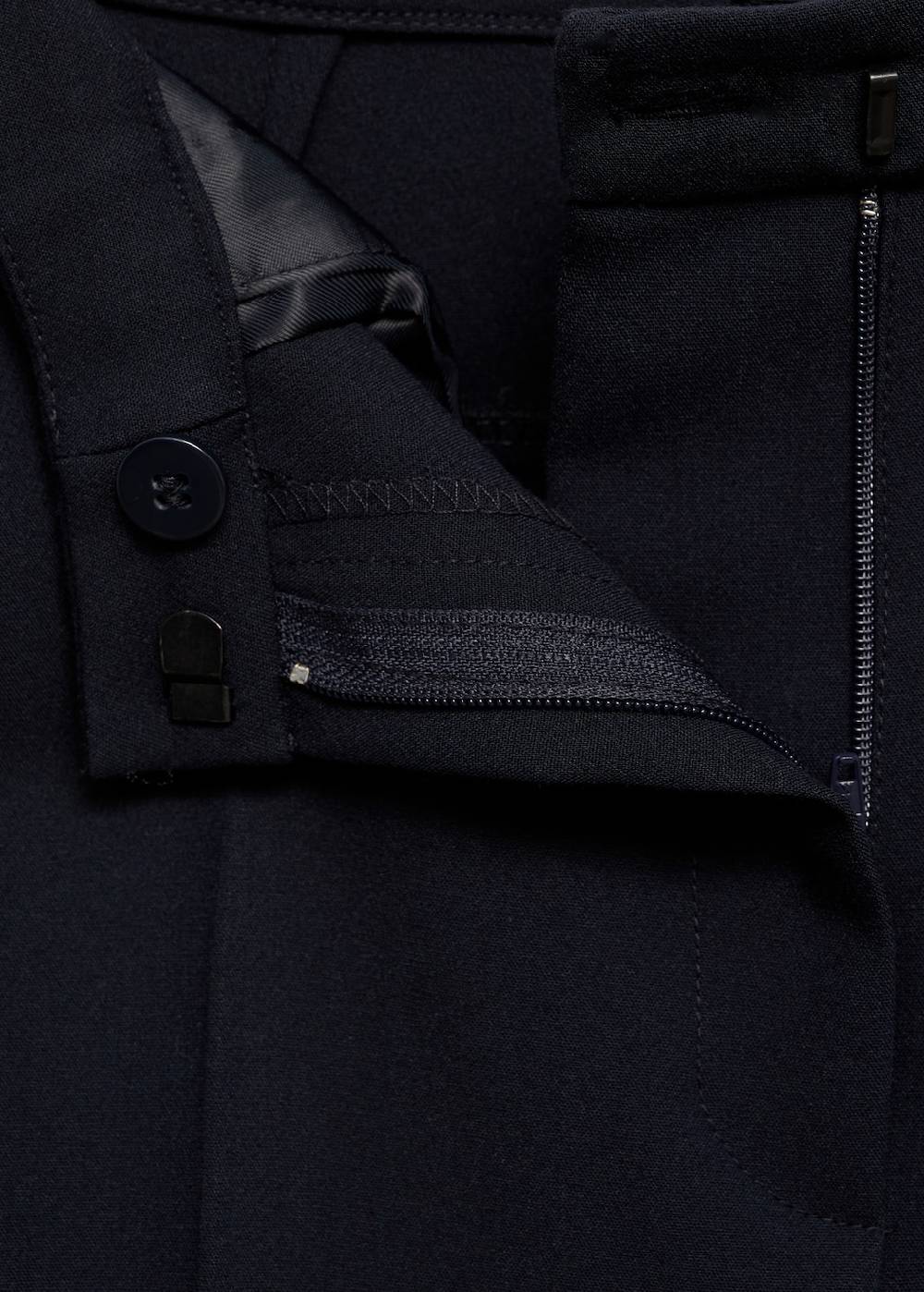 Mango Wideleg-Bundfaltenhose Blitzverkäufe