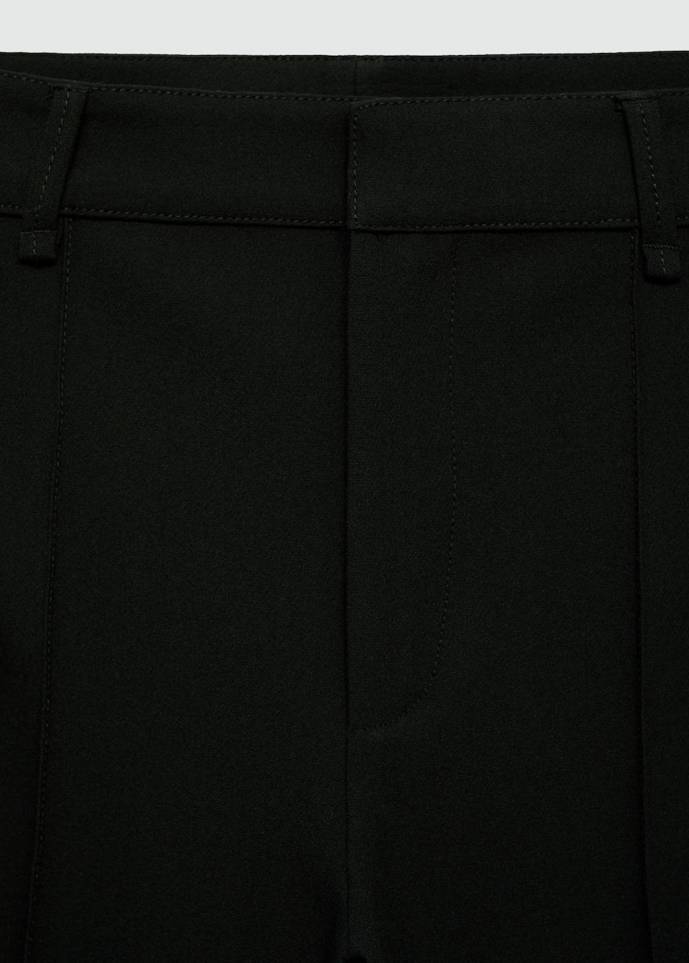 Mango Gerade Hose mit Ziernähten Saisonschlussverkauf