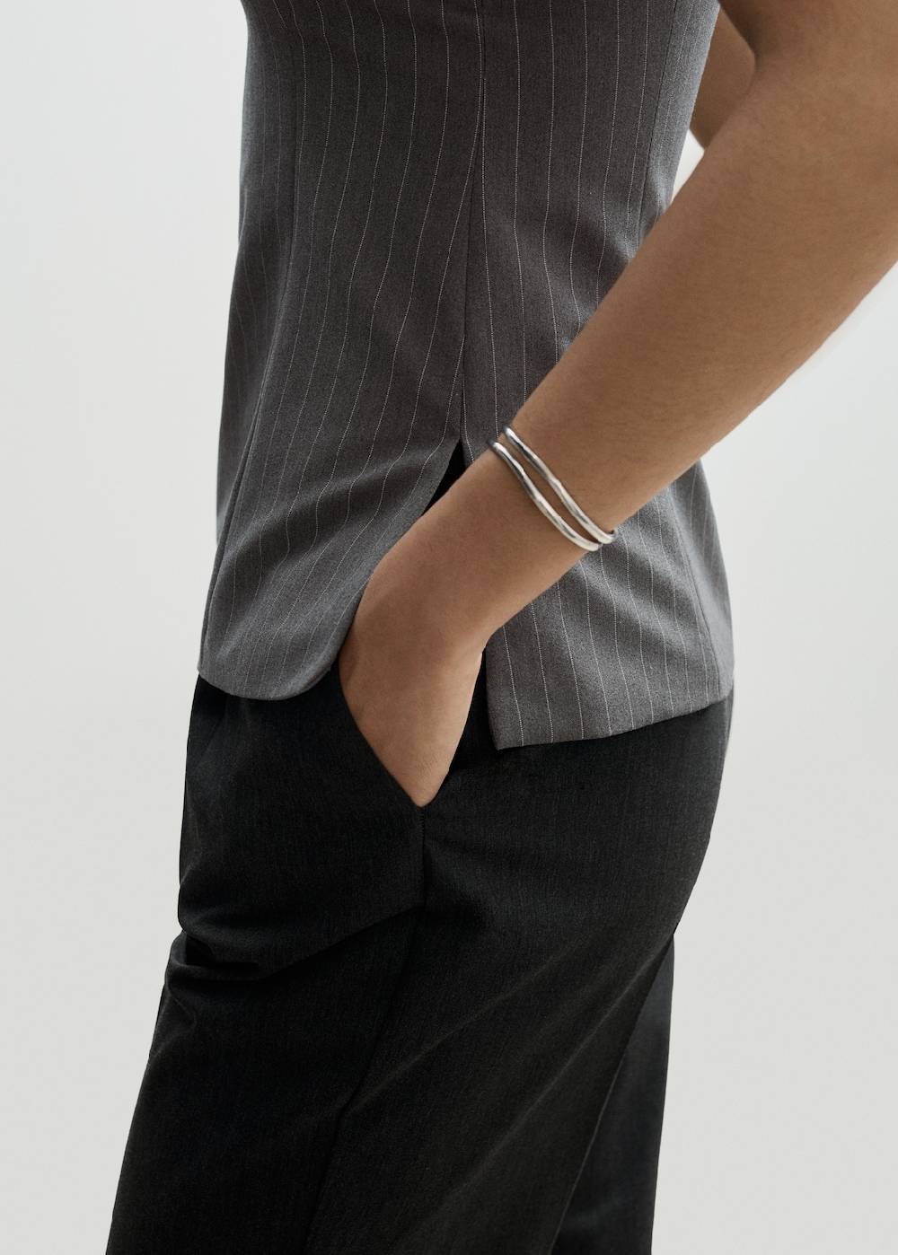 Mango Gerade Bundfaltenhose Neueste Mode