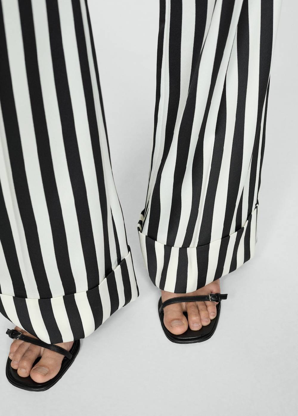 Mango Gerade geschnittene Streifenhose Kostenlose Rückgabe