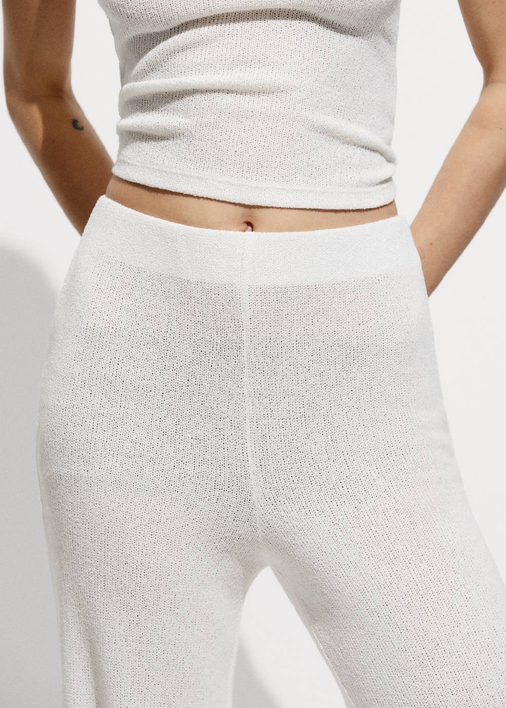 Mango Gerade Strickhose Bis zu 50% Rabatt