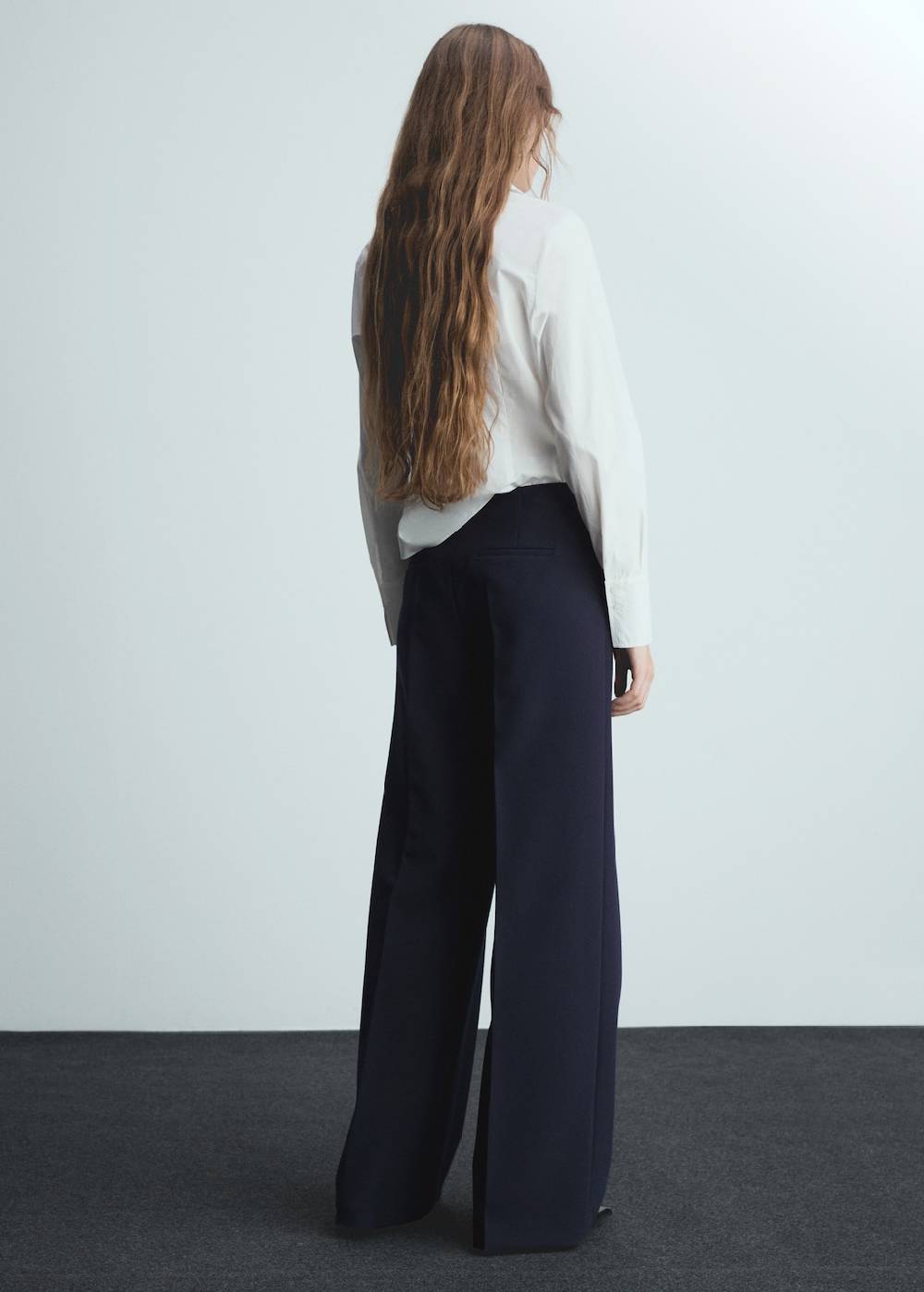 Mango Wideleg-Bundfaltenhose Sonderangebot der Fabrik