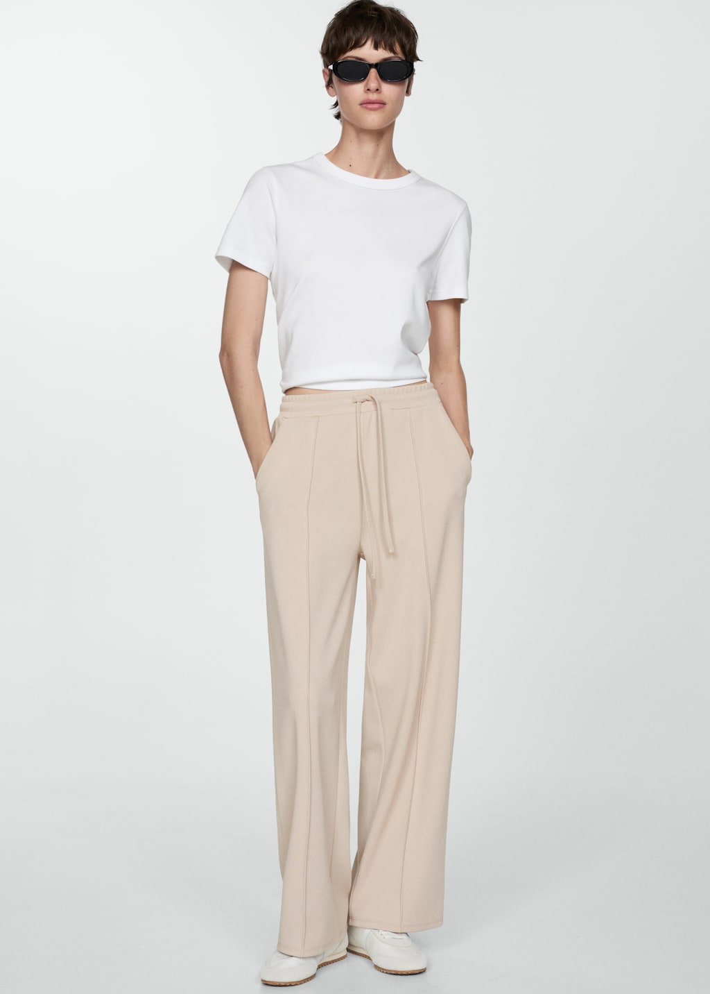 Mango Gerade Hose mit Nähten Fabrikladen