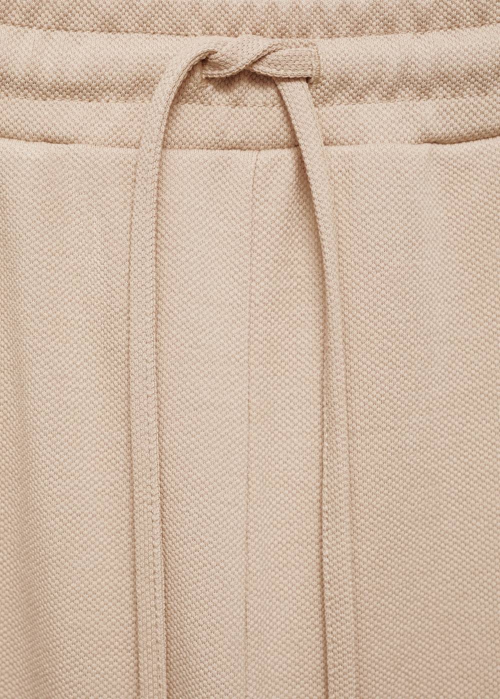 Mango Gerade Hose mit Nähten Fabrikladen
