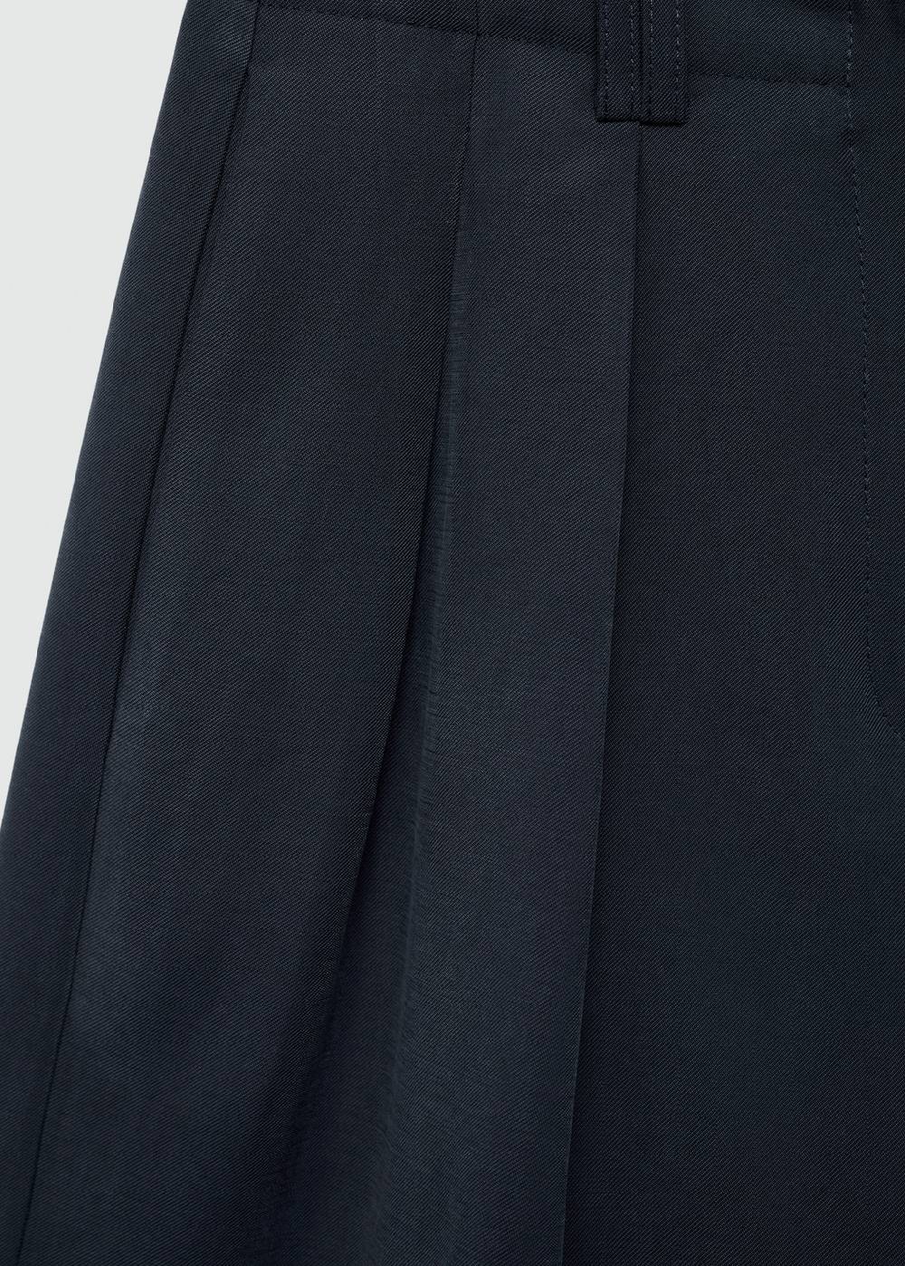 Mango Bundfaltenshorts mit mittlerer Bundhöhe Schlussverkauf