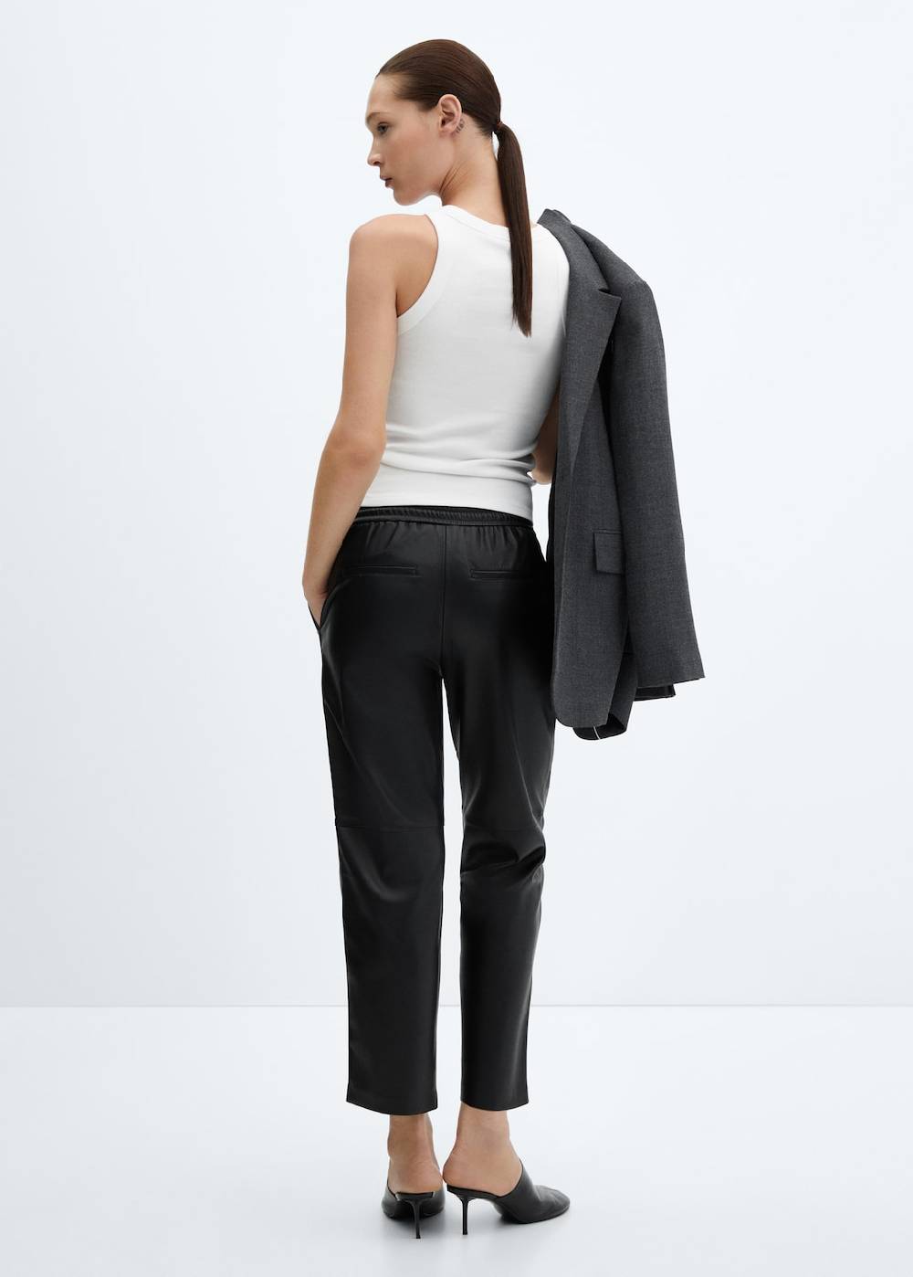 Mango Hose mit Stretchbund und Leder-Effekt Exklusive Angebote