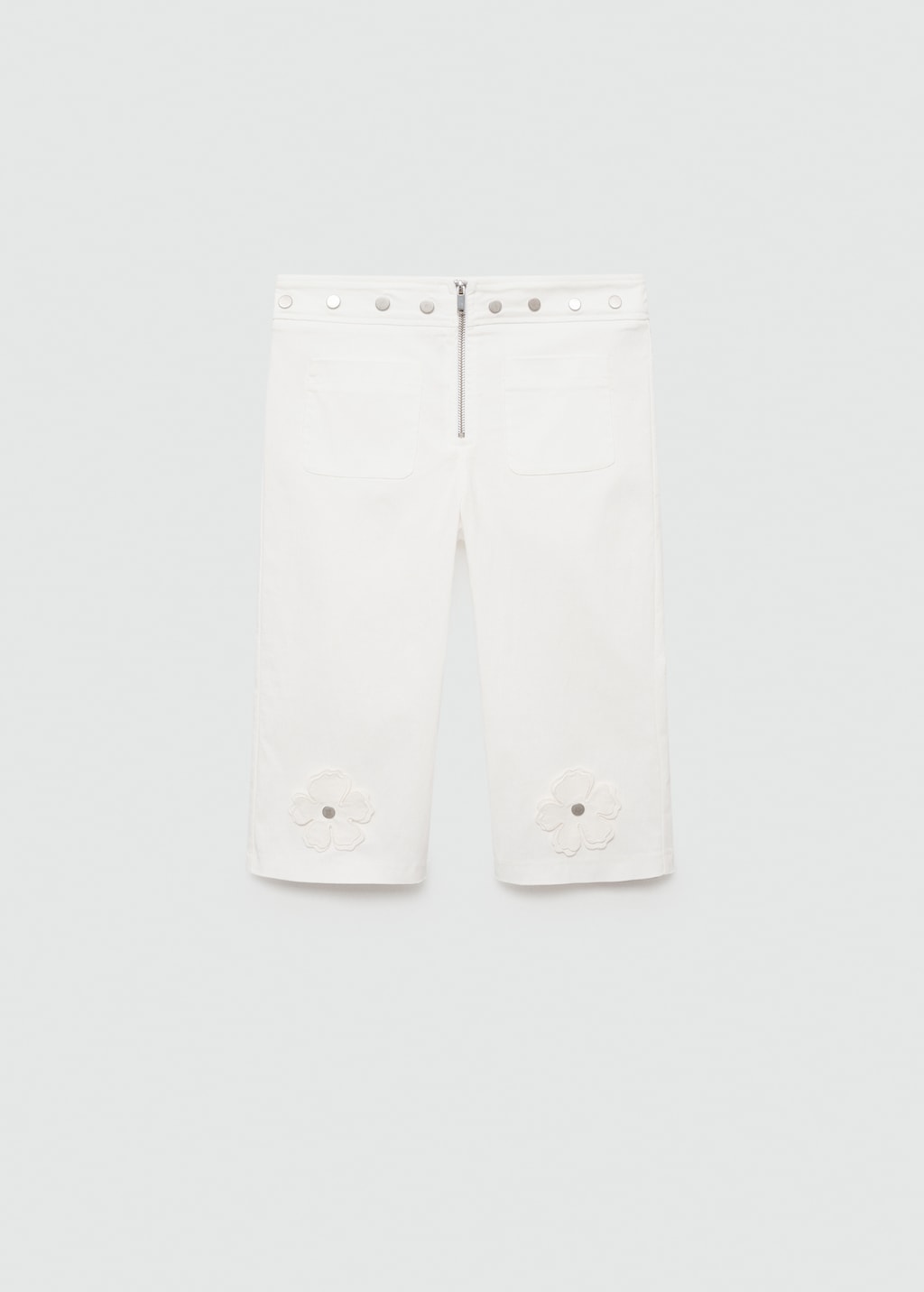Mango Caprihose mit Zierknöpfen Bestseller