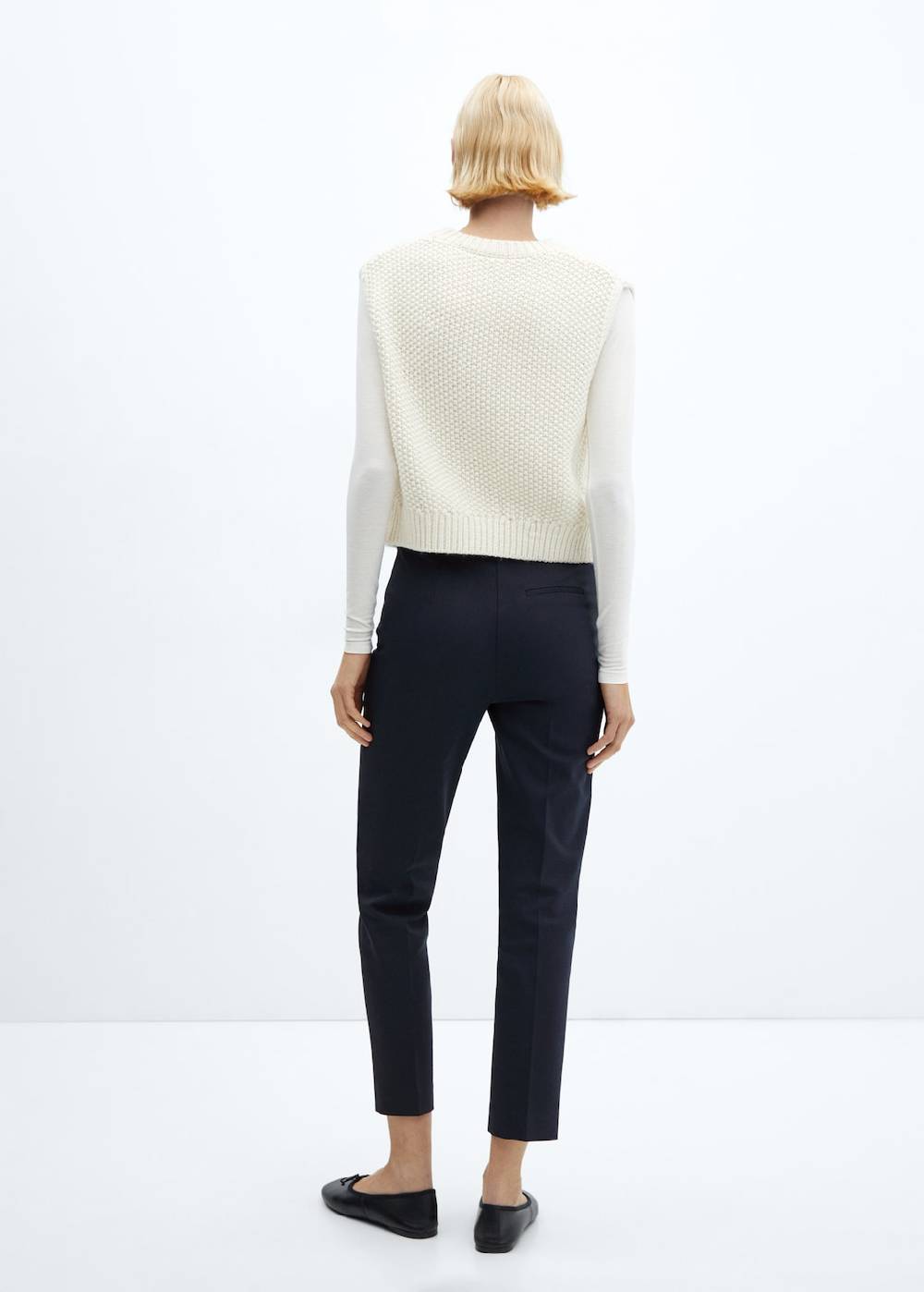 Mango Crop-Hose mit Knöpfen Neueste Stile