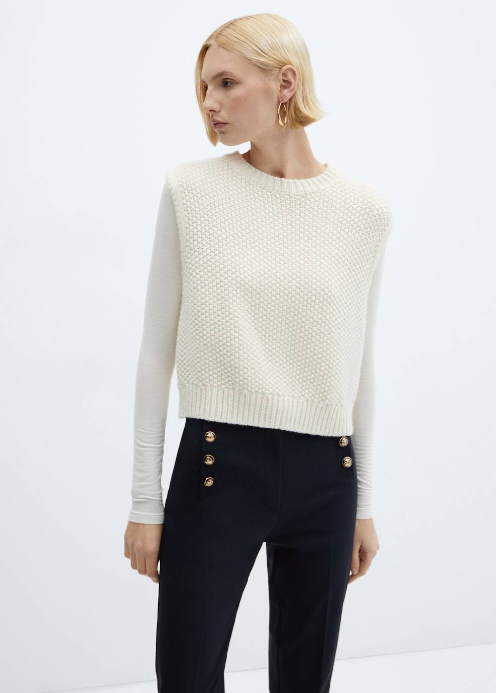 Mango Crop-Hose mit Knöpfen Neueste Stile