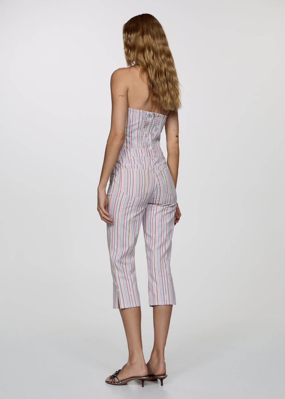 Mango Gestreifte Capri-Jeans Räumungsverkauf