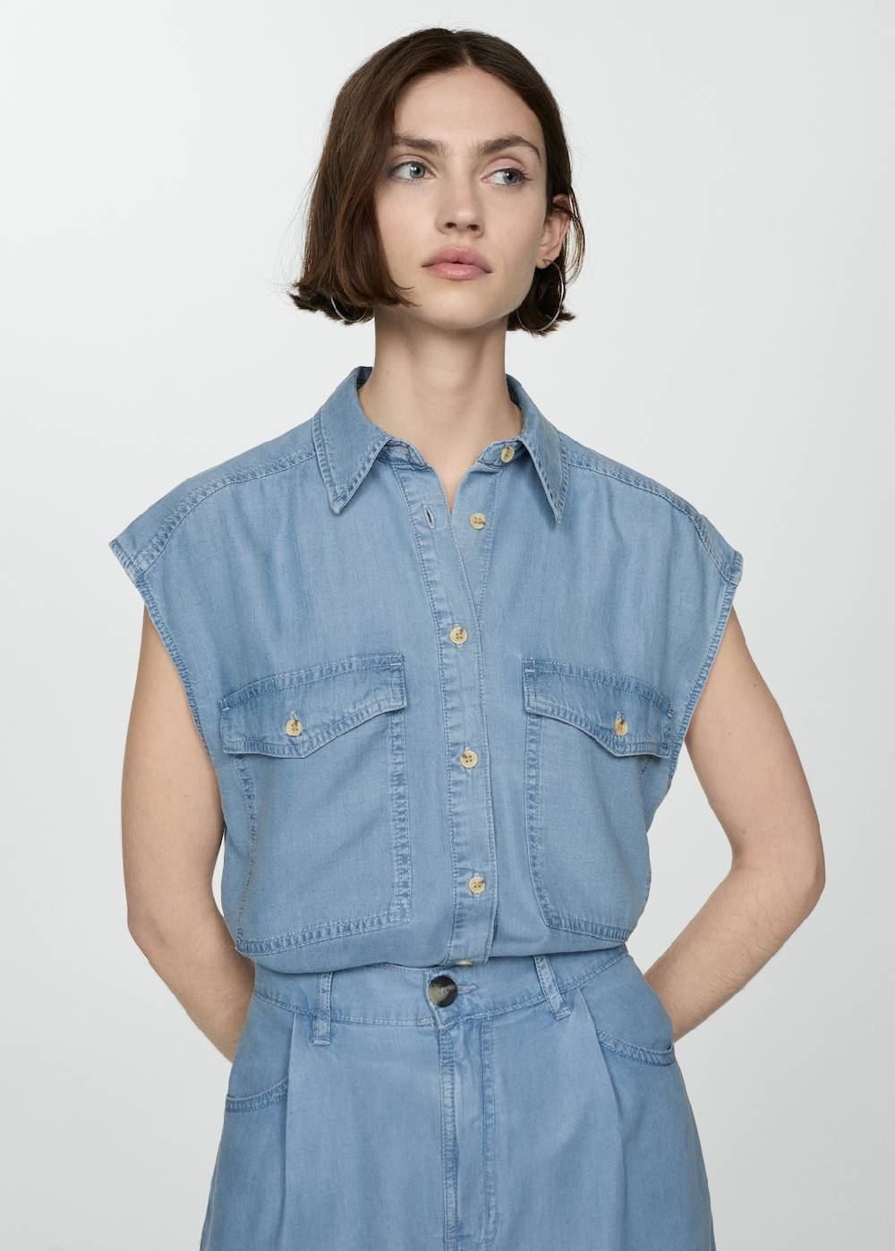 Mango Bermudashorts aus Lyocell mit Bundfalten Schlussverkauf