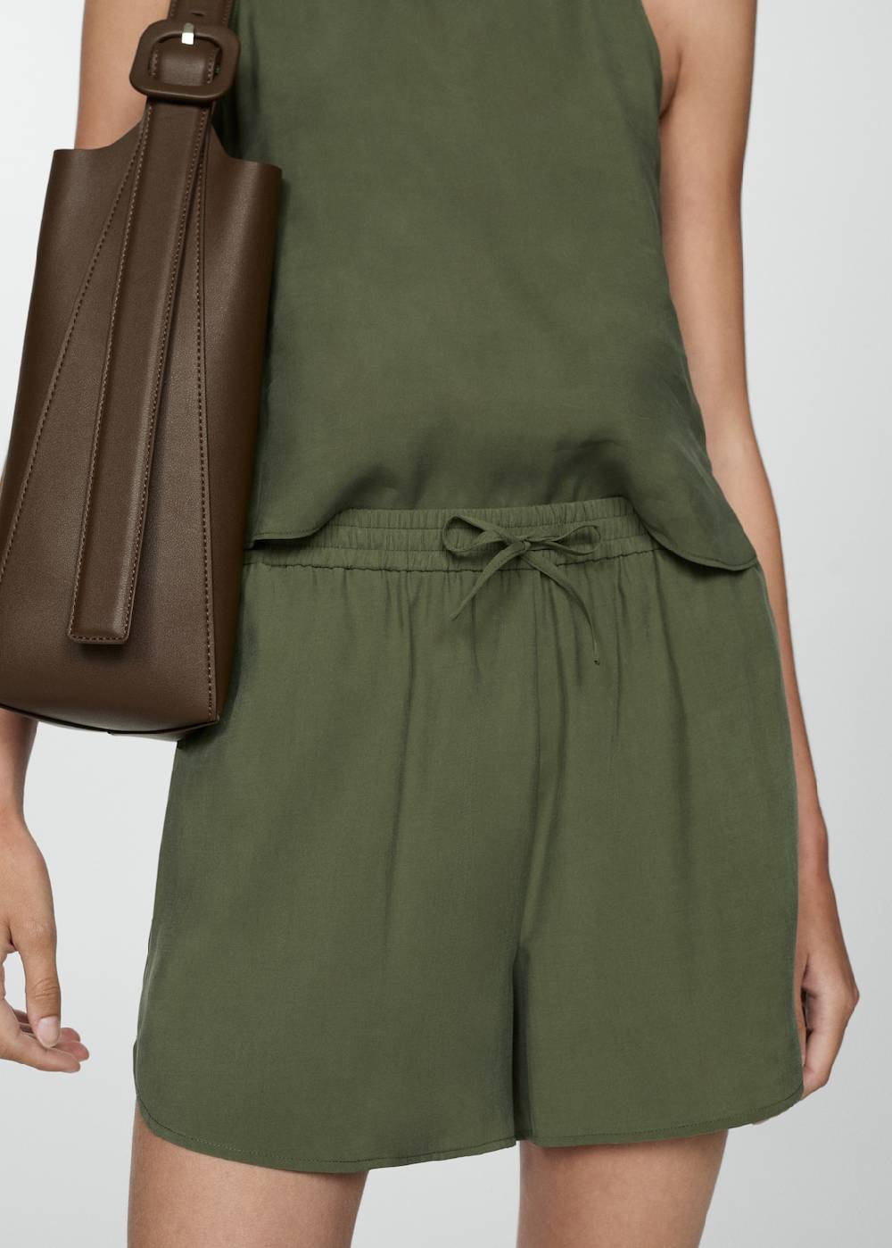 Mango Modal-Shorts mit Schleife Sonderangebote