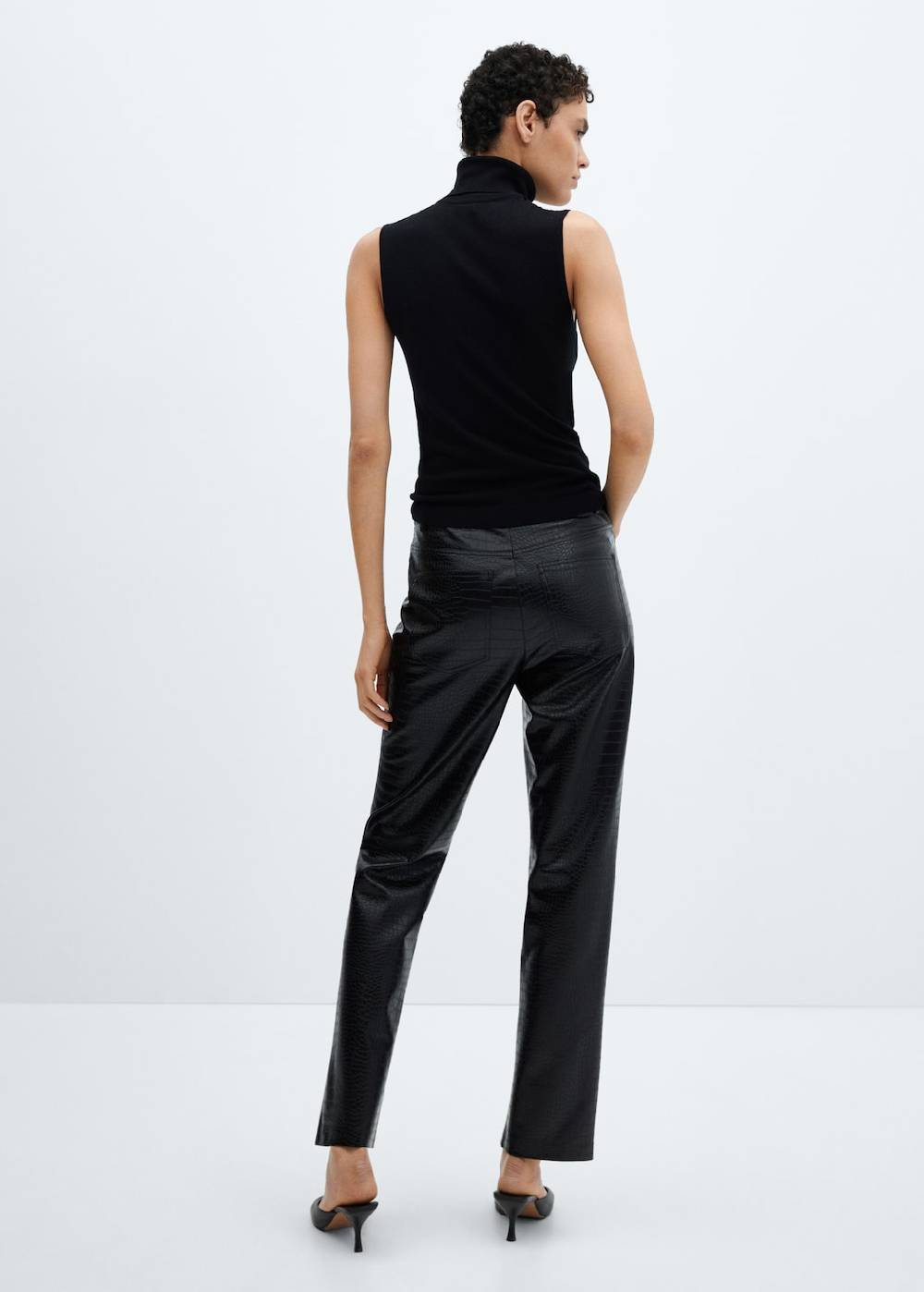Mango Gearde Hose mit Animal-Print-Effekt Tiefpreis