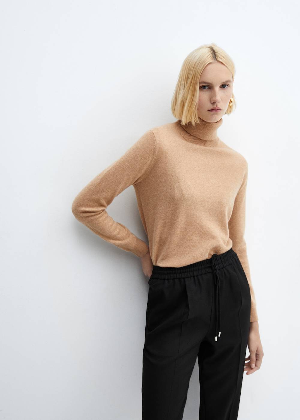 Mango Fließende Joggerpants Begrenzte Freigabe
