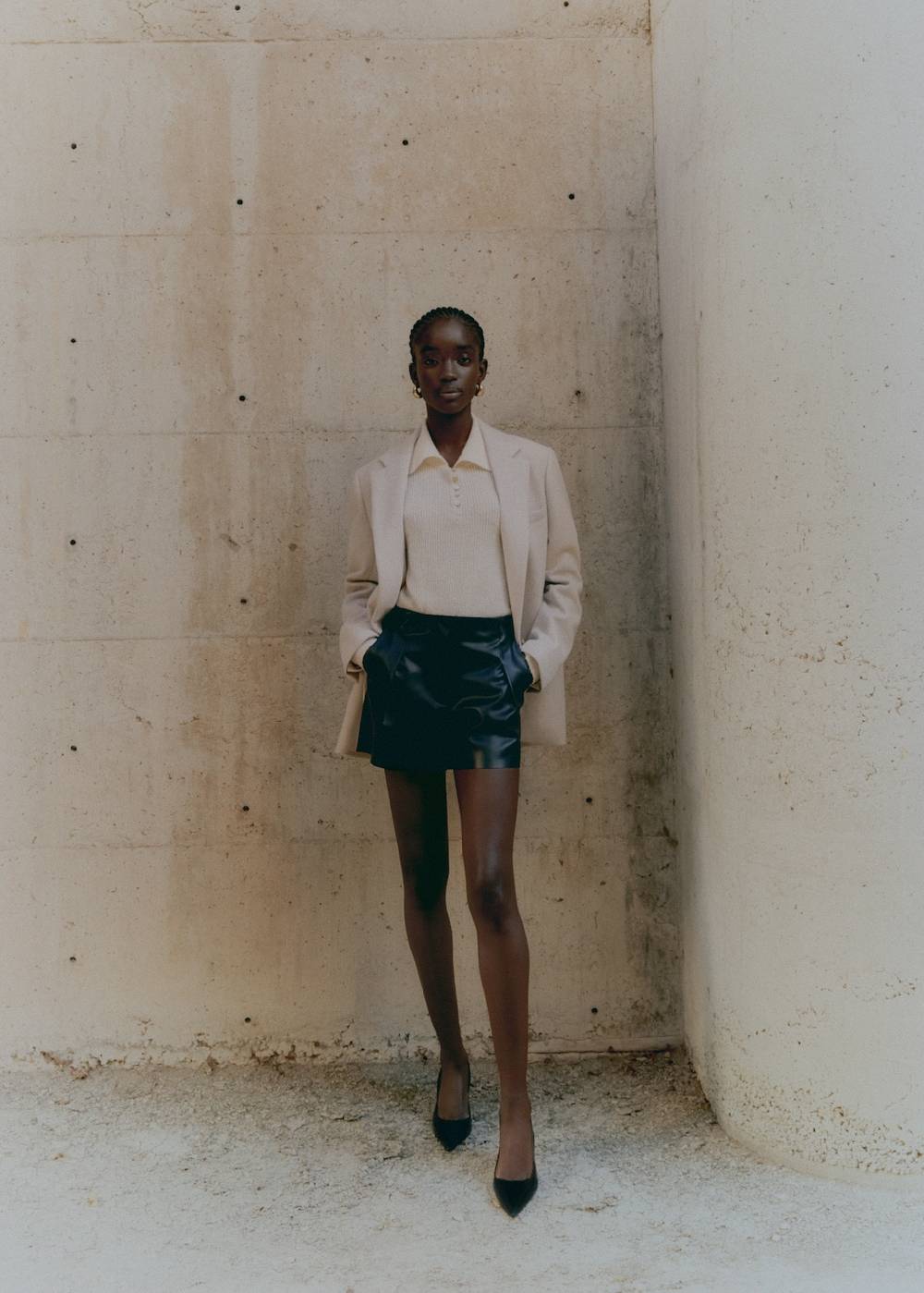 Mango Bundfalten-Shorts mit Leder-Effekt Bis zu 50% Rabatt