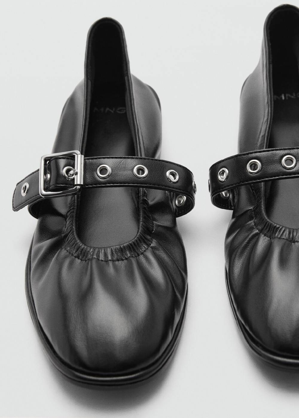 Mango Ballerinas mit runder Spitze und Schnalle zollfrei