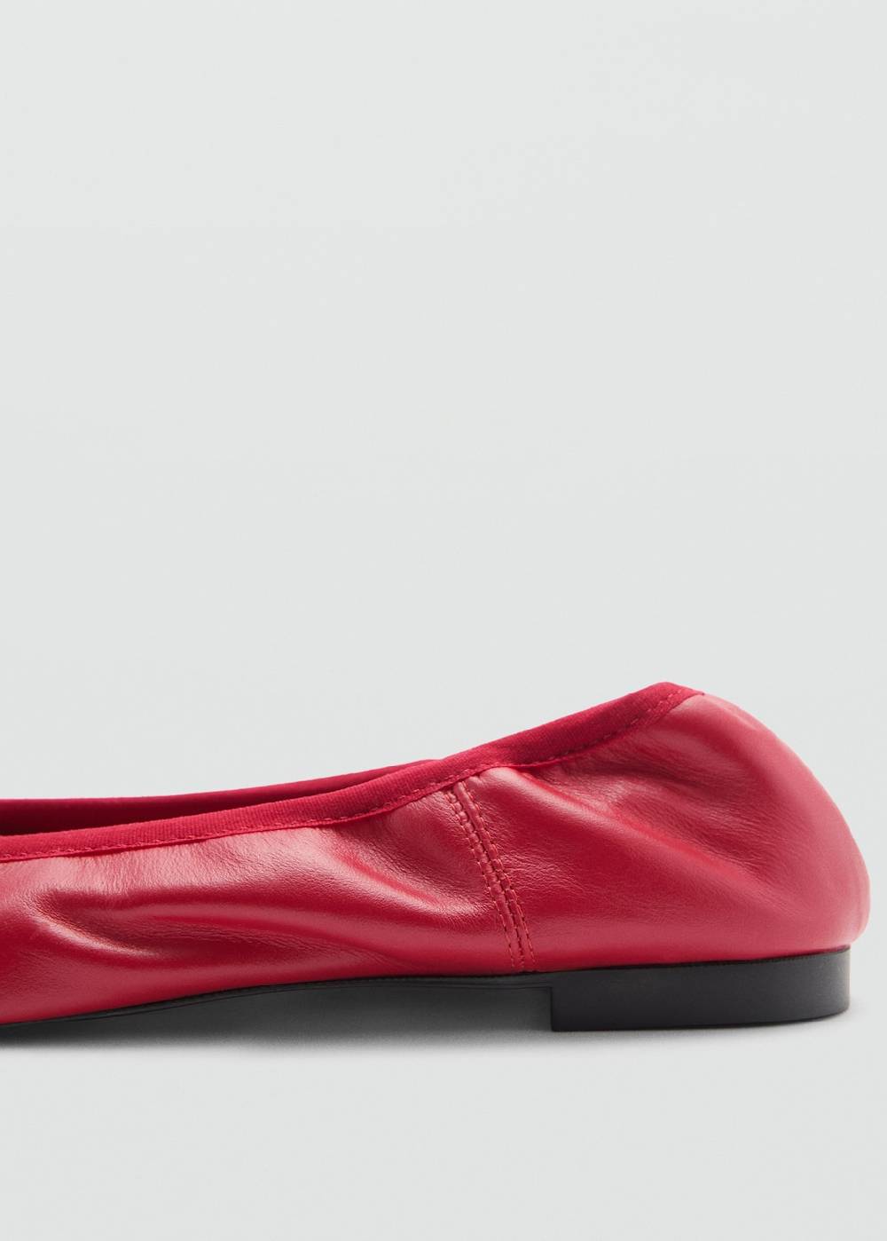Mango Leder-Ballerinas mit Schleife im Angebot