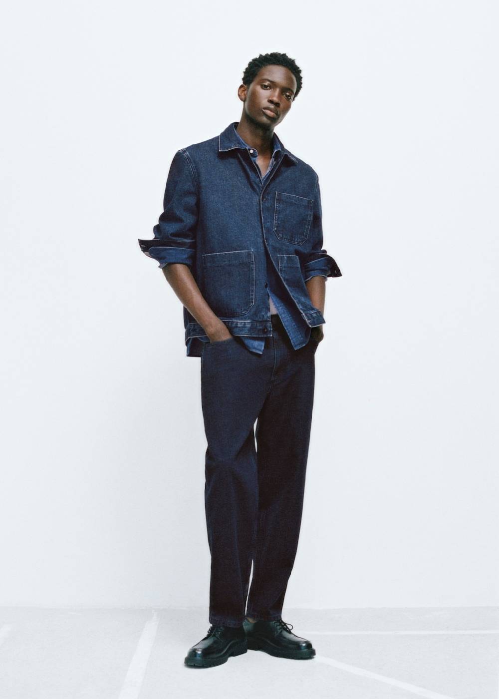 Mango Relaxed Fit-Jeans mit dunkler Waschung Saisonschlussverkauf