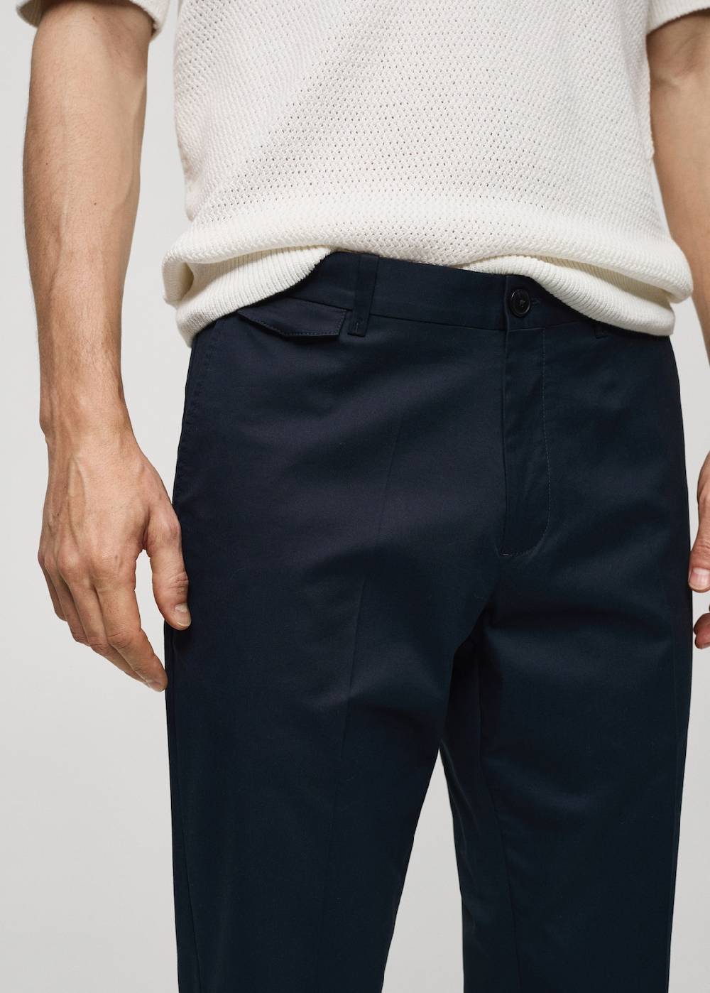 Mango Regular Fit-Baumwollhose mit Struktur Fabrikpreis