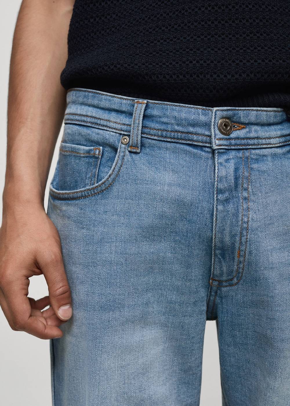 Mango Slim Fit-Jeans-Bermudashorts Vierteljährliche Förderung