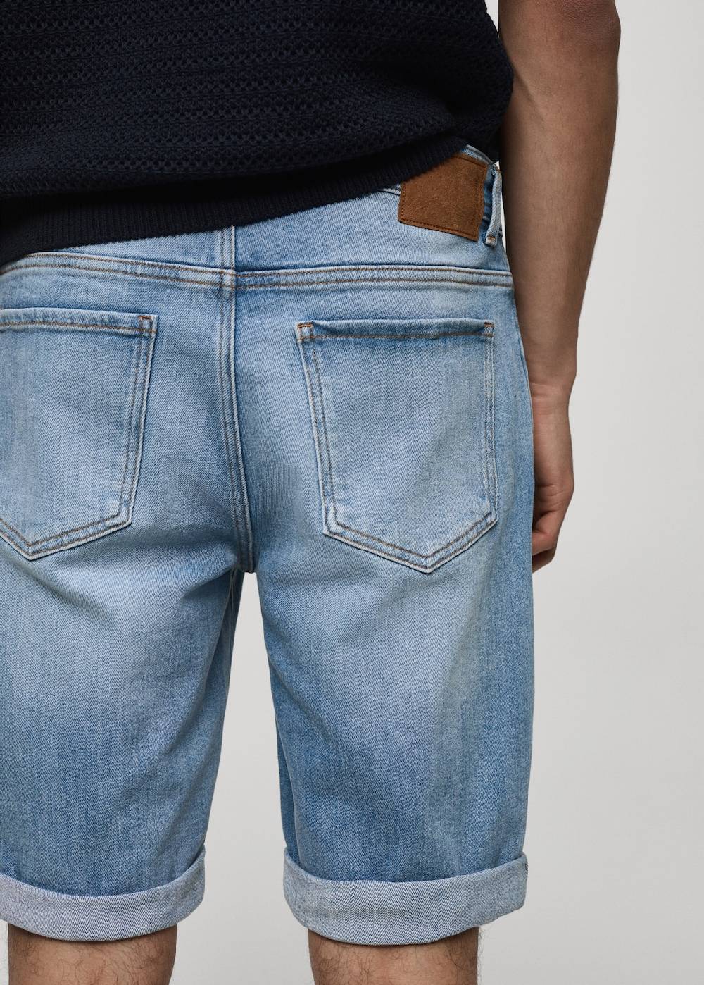 Mango Slim Fit-Jeans-Bermudashorts Vierteljährliche Förderung