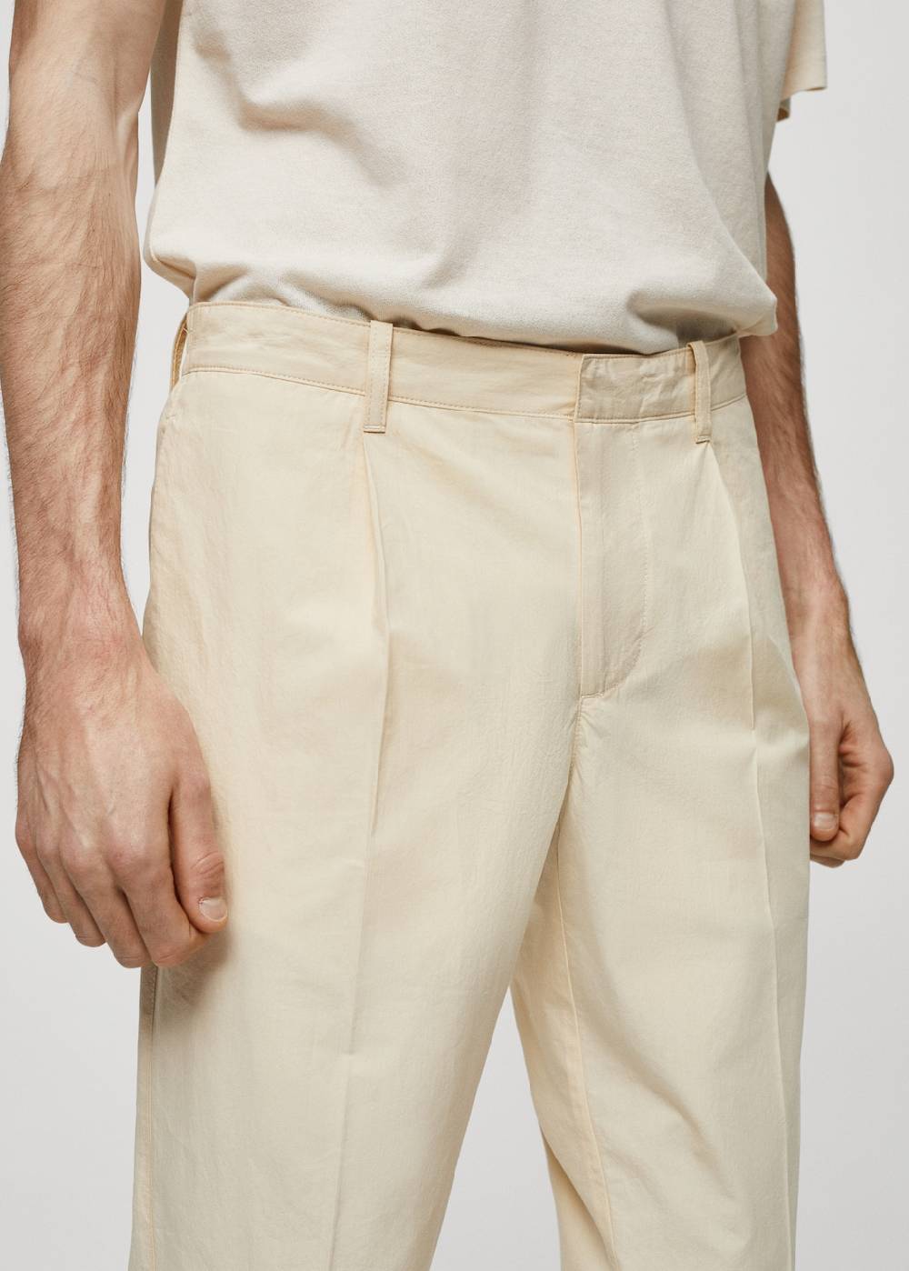 Mango Slim-Fit-Hose aus 100 % Baumwolle 2025