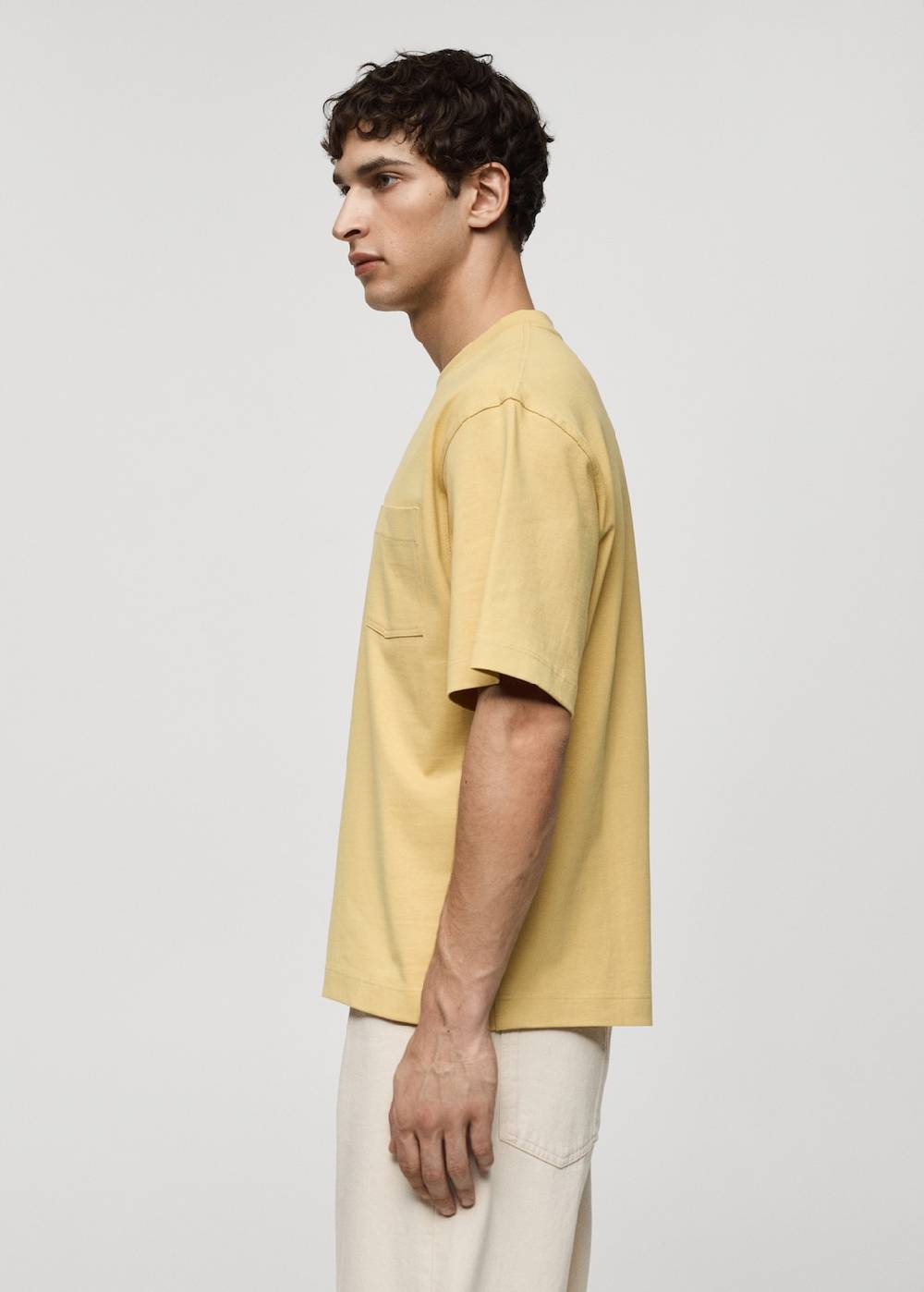 Mango T-Shirt aus 100 % Baumwolle mit Tasche Osterangebot