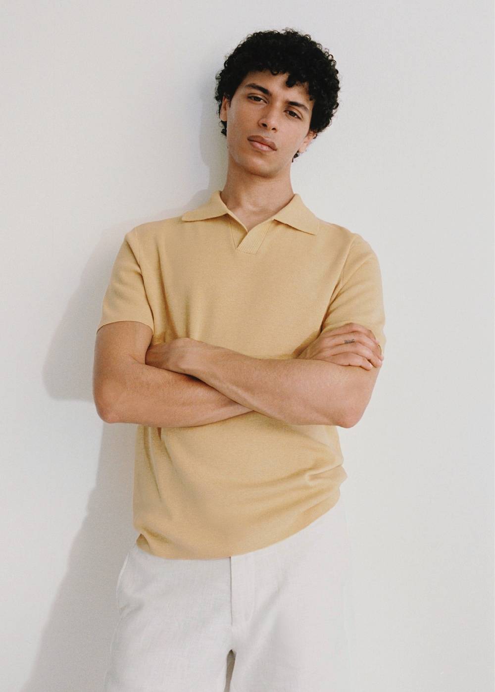 Mango Texturiertes Strick-Poloshirt aus Baumwolle Lagerräumung