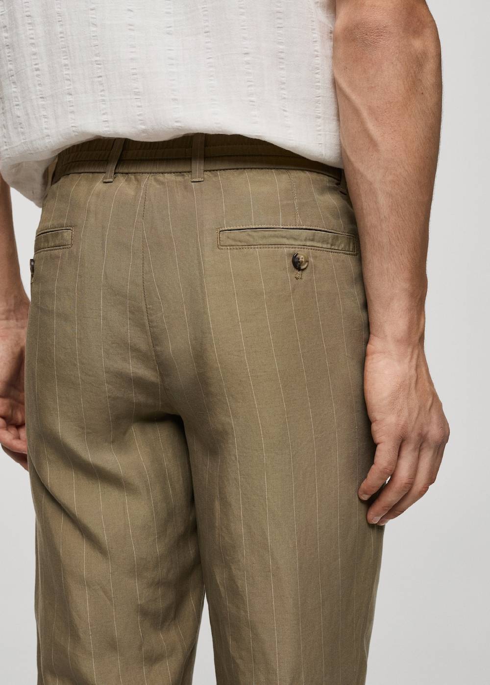 Mango Gestreifte Hose aus Leinengemisch mit Kordelzug Top Angebot