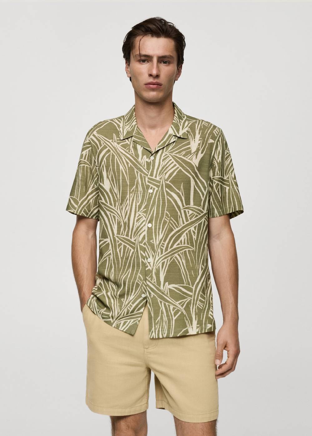Mango Regular Fit-Hemd mit Blattmotiv Verkauf