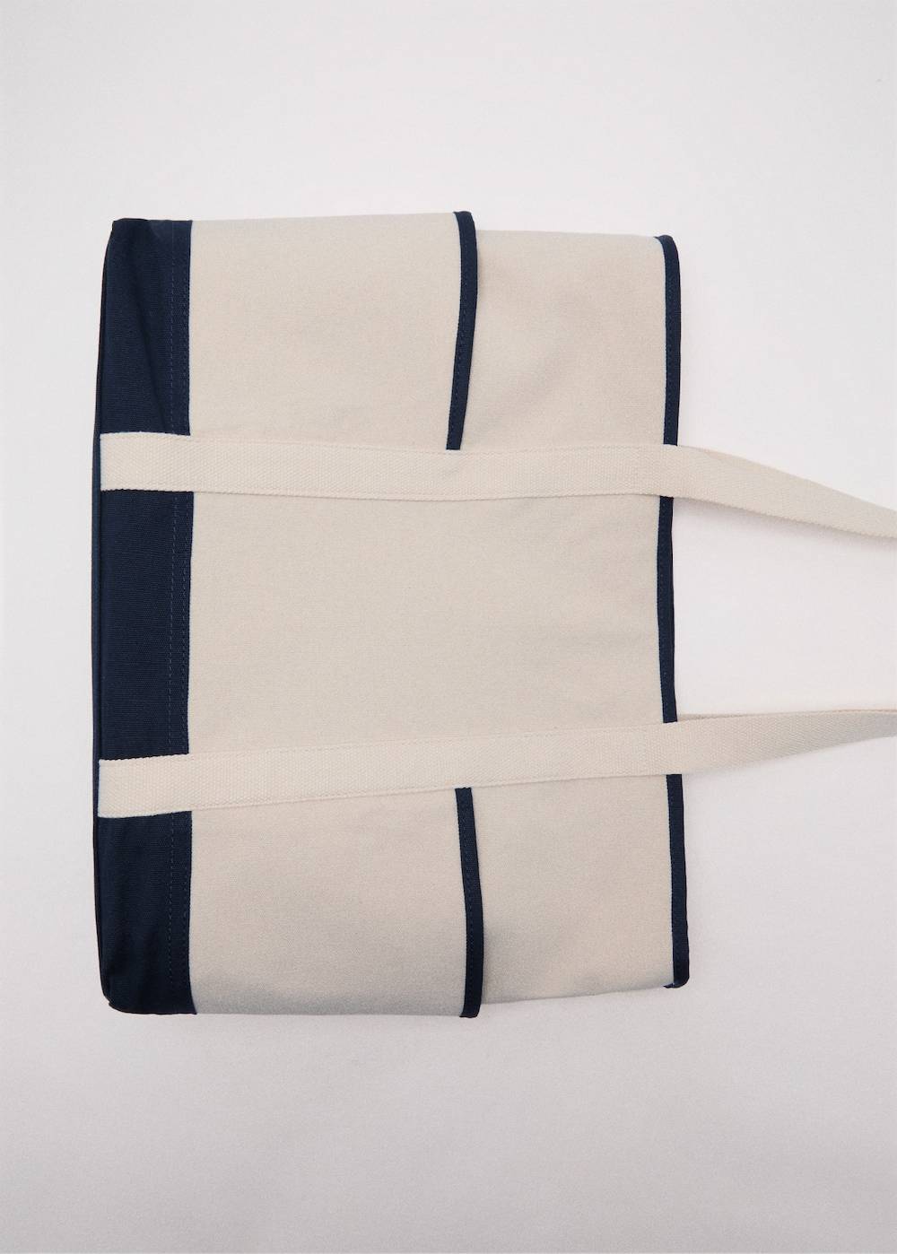 Mango Kontrastierende Tasche aus Canvas mit Baumwolle Sonderangebot