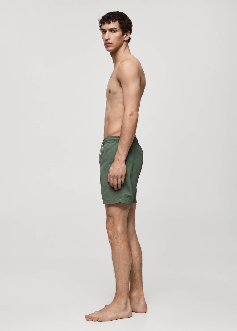 Mango Einfarbige Badeshorts mit Kordelzug Valentinstagsangebot