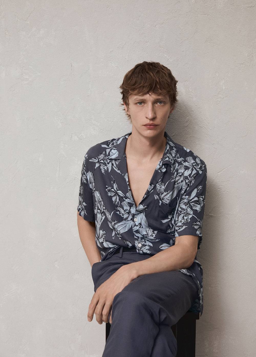 Mango Regular Fit-Hemd mit Hawaiiprint Jubiläumsangebot