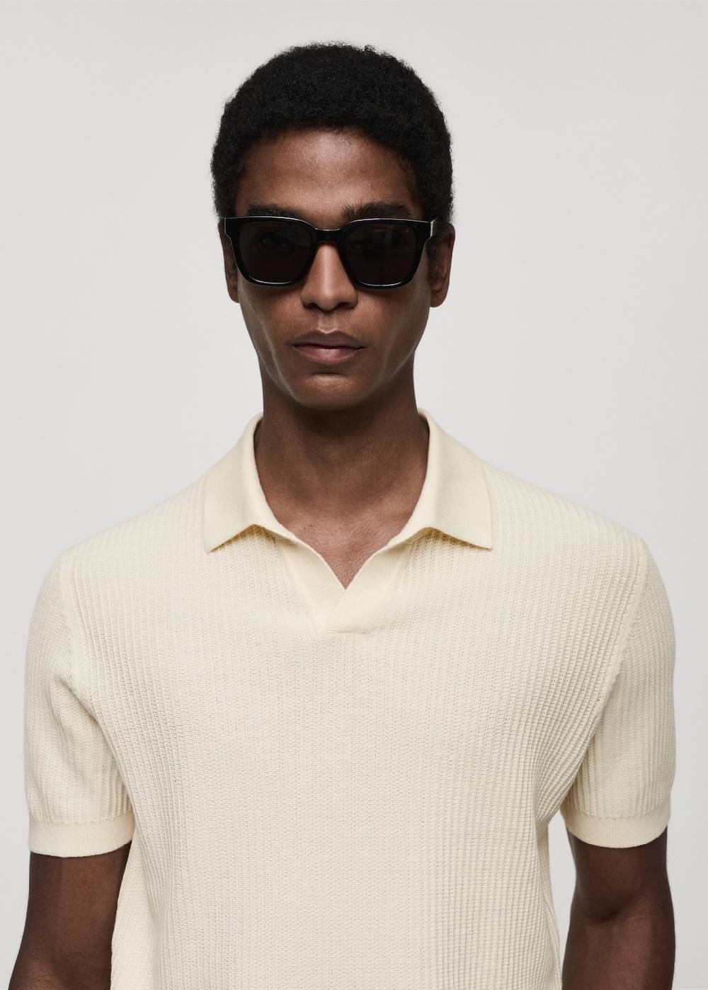 Mango Geripptes Strick-Poloshirt aus Baumwolle Neuheiten
