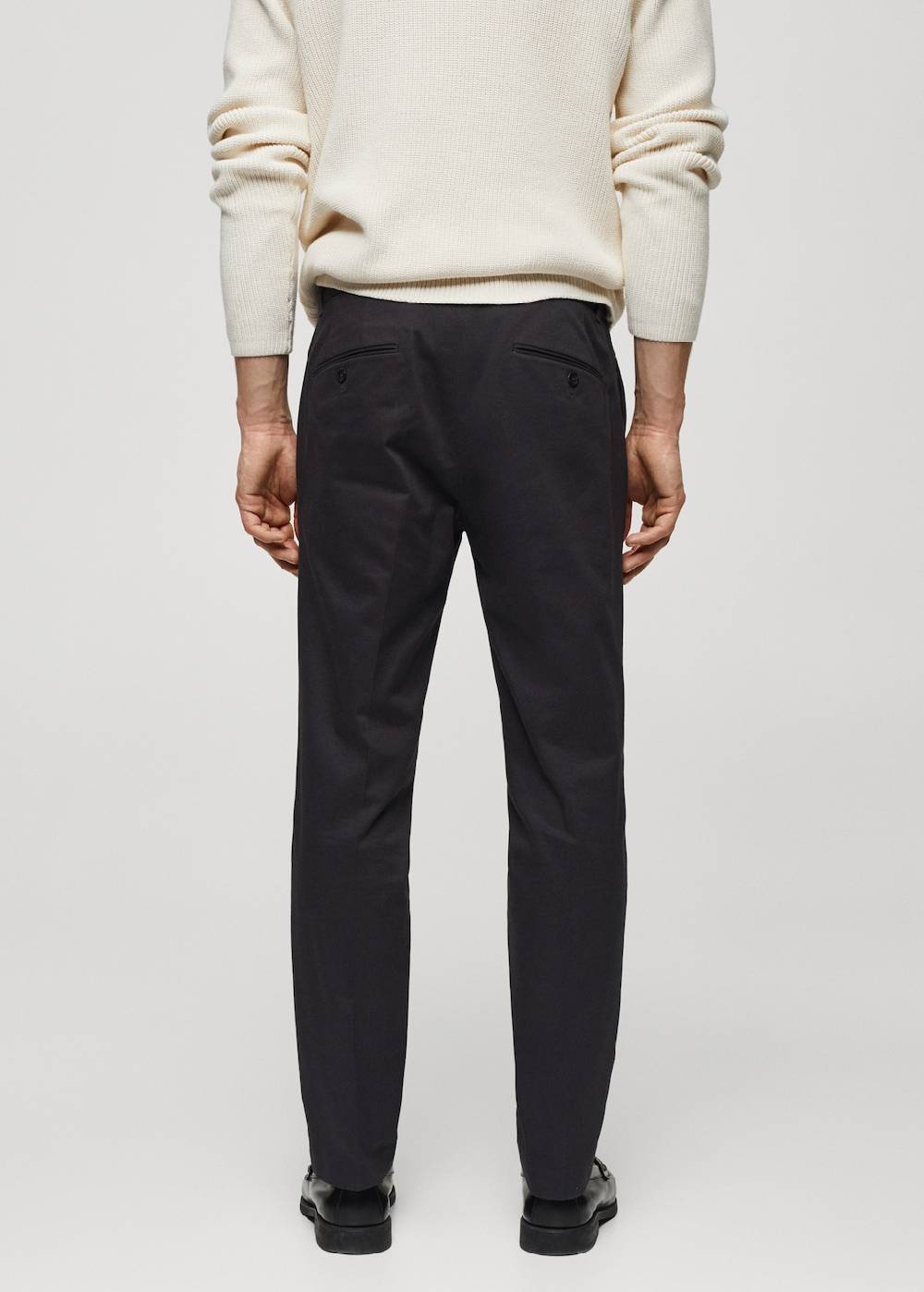 Mango Slim Fit-Bundfaltenhose aus Baumwolle Zeitbegrenzte Promotion