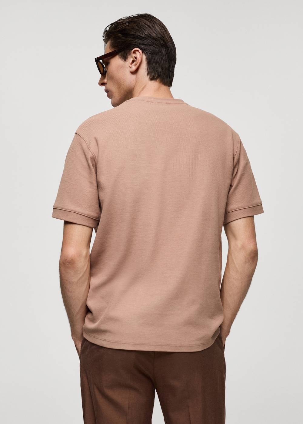 Mango Strukturiertes Regular-Fit-T-Shirt Online