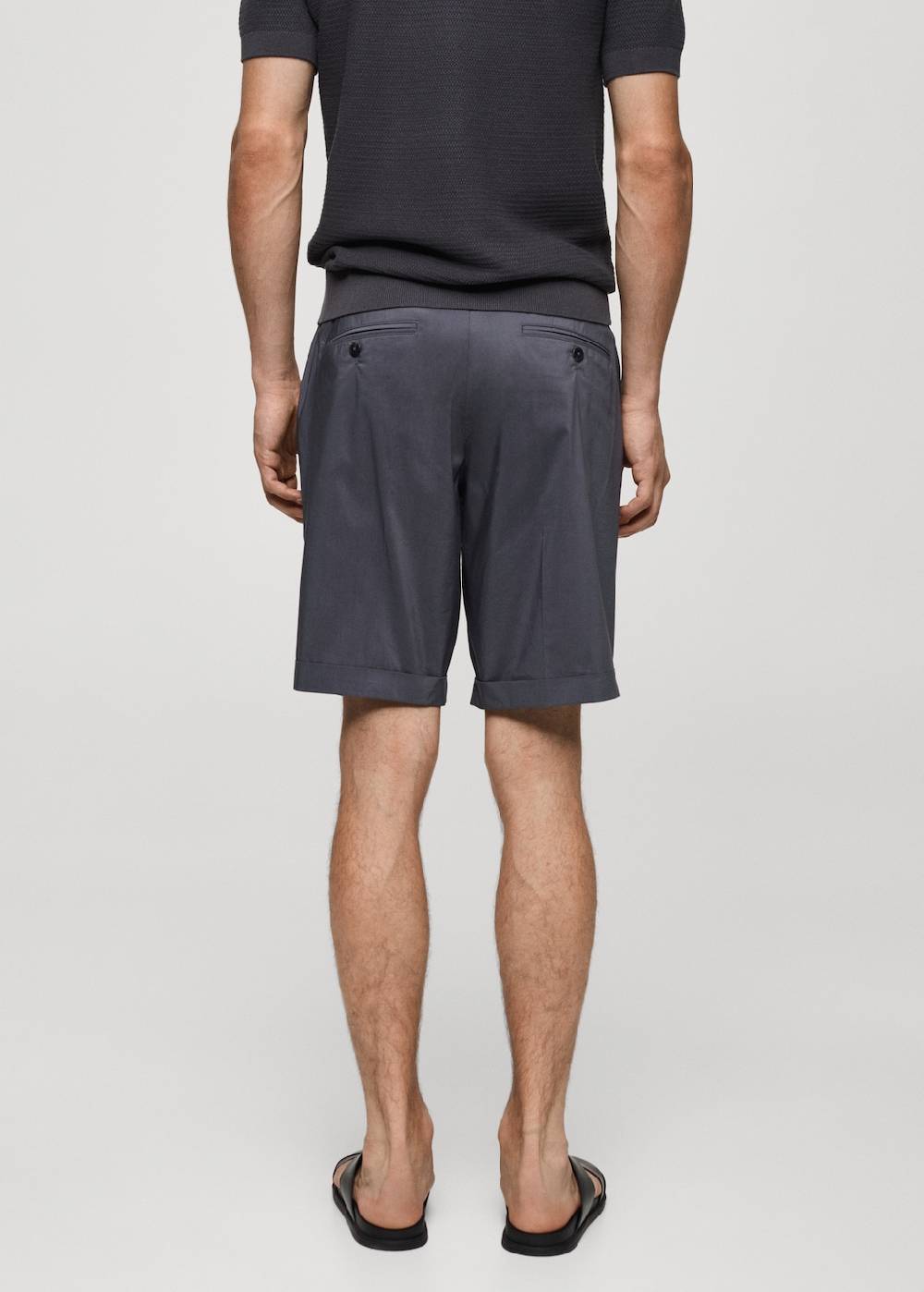 Mango Bermudashorts aus Baumwolle mit Bundfalten im Angebot