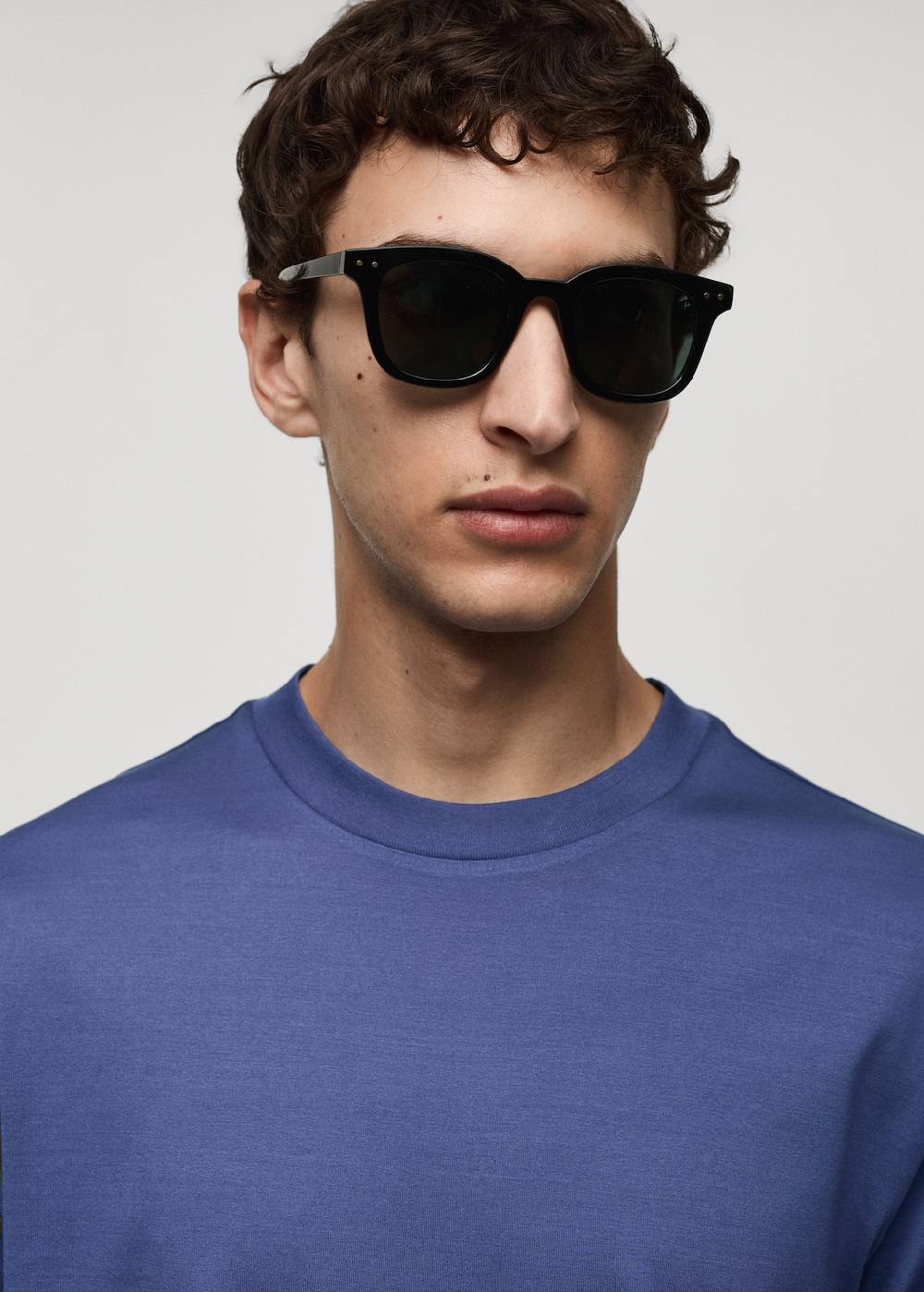 Mango Slim-Fit-T-Shirt aus 100 % Baumwolle Fabrik Onlineshop