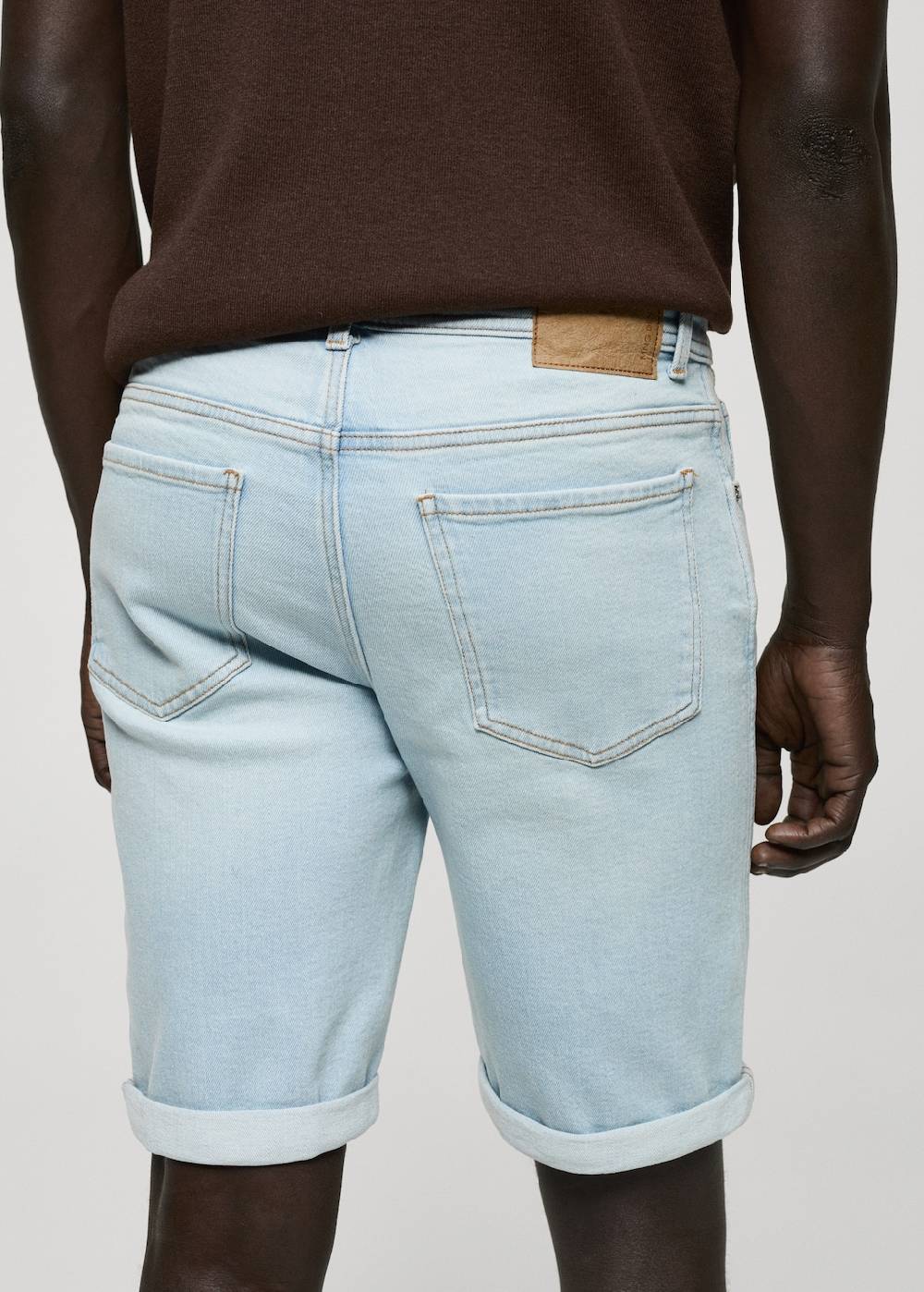 Mango Slim Fit-Jeans-Bermudashorts Saisonale Angebote
