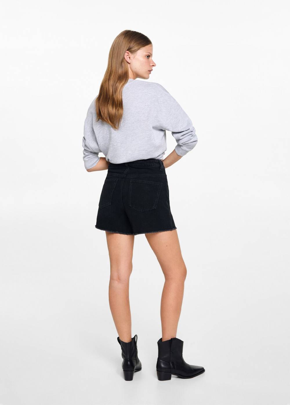 Mango Jeansshorts mit ausgefranstem Saum Rabatt