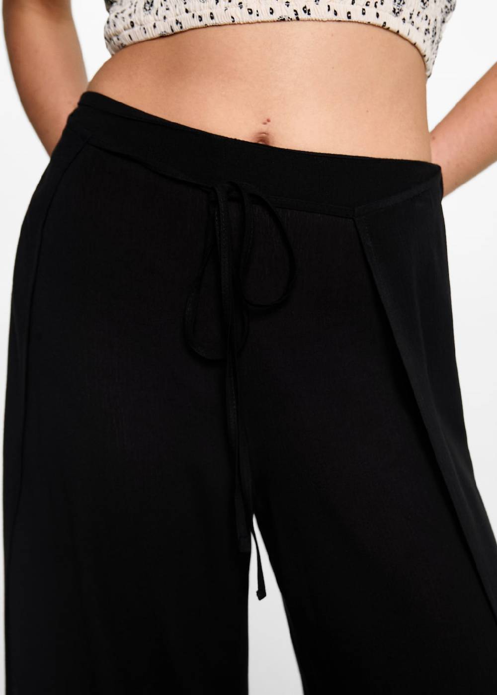 Mango Palazzo-Hose mit Schlitzen Zeitlich begrenztes Angebot