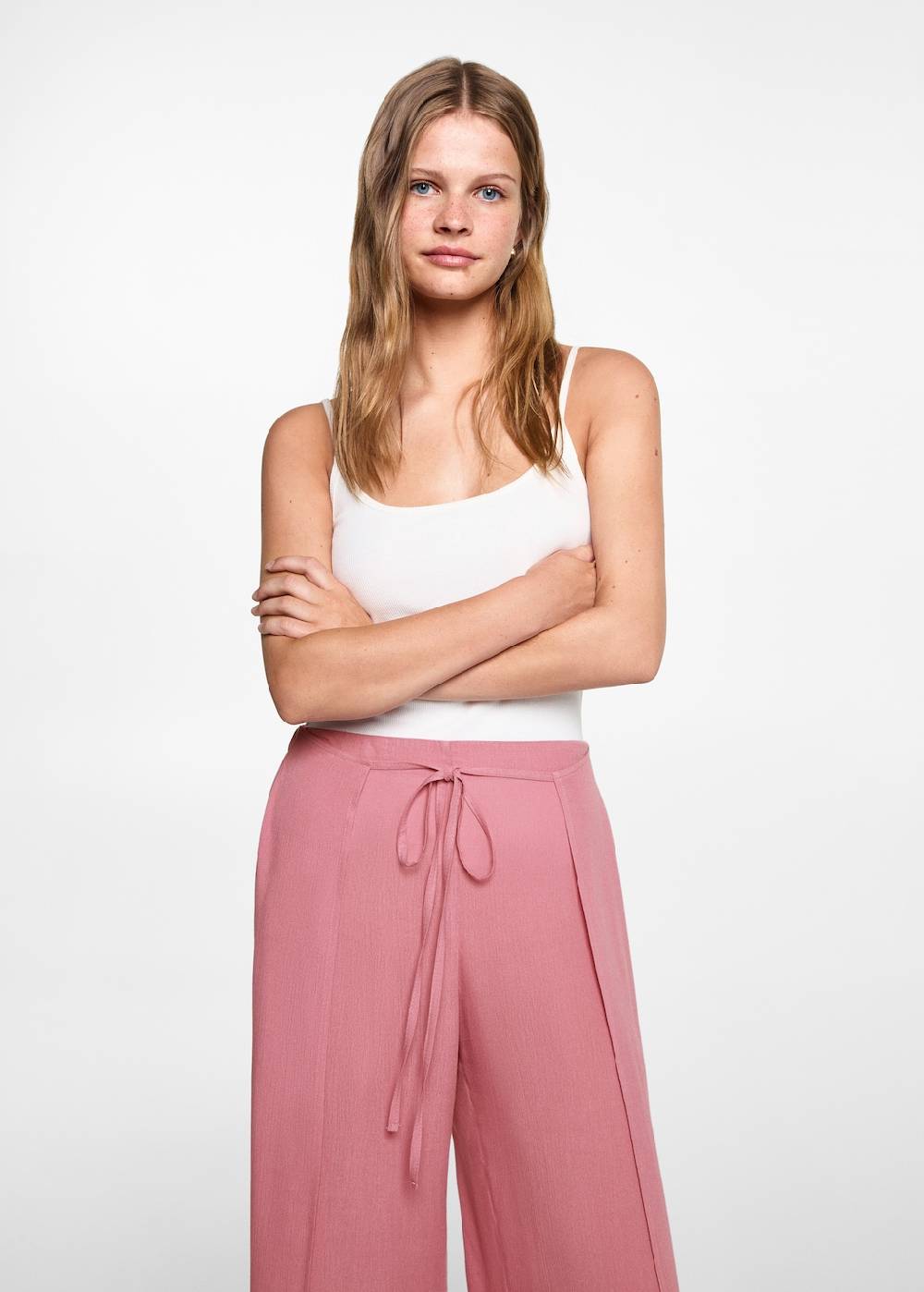 Mango Palazzo-Hose mit Schlitzen Große Rabatte