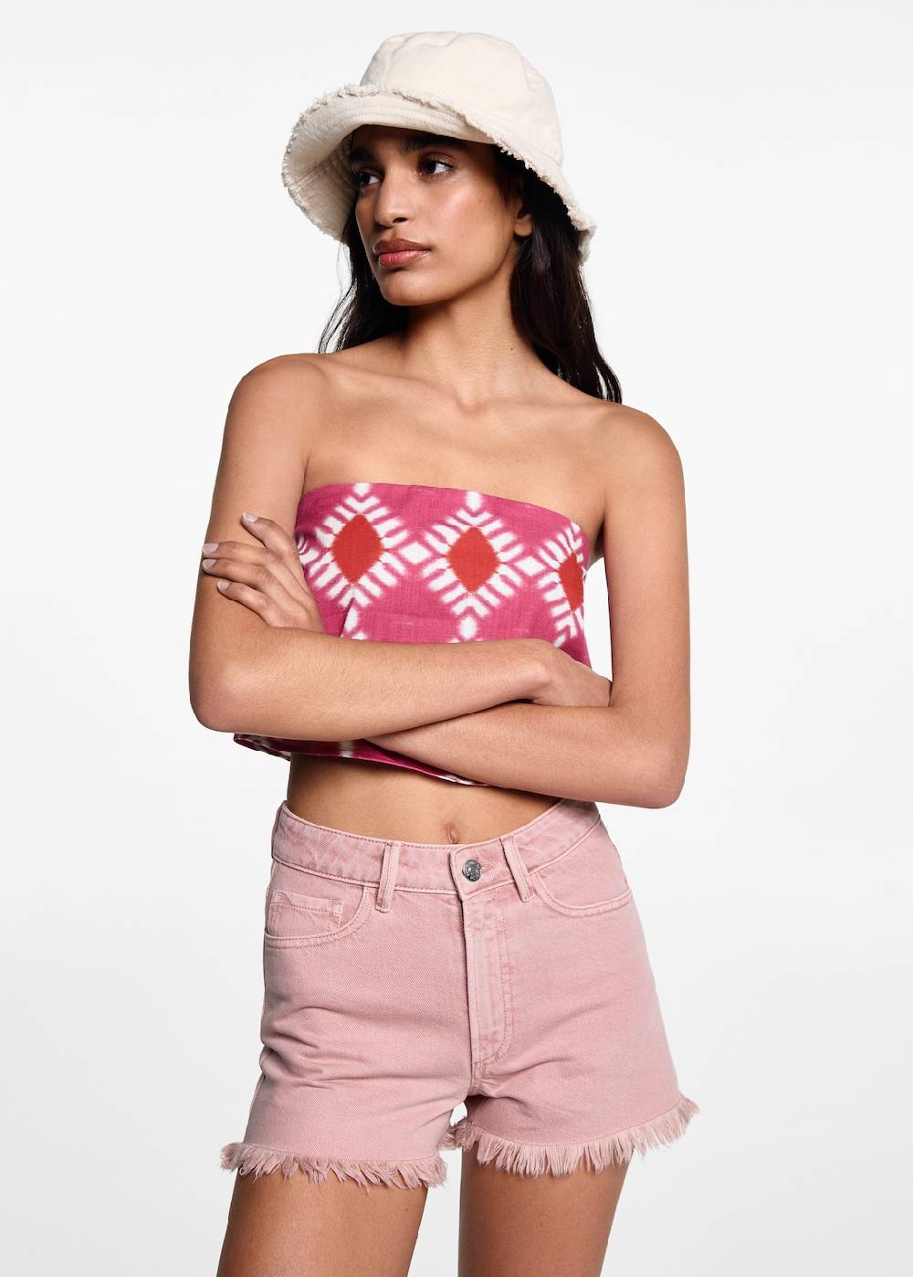 Mango Jeansshorts mit ausgefranstem Saum Vierteljährliche Förderung