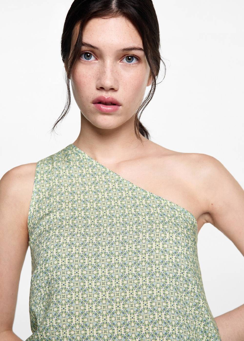 Mango Shorts mit geometrischem Print Im Verkauf