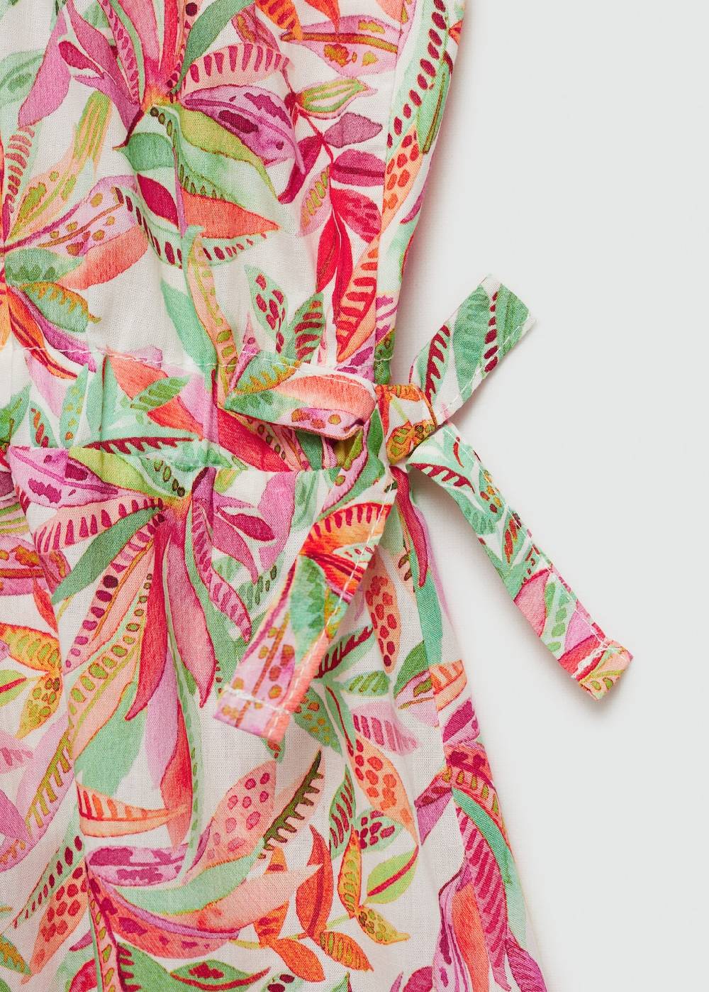 Mango Kleid mit Tropenmuster Zeitlich begrenztes Angebot
