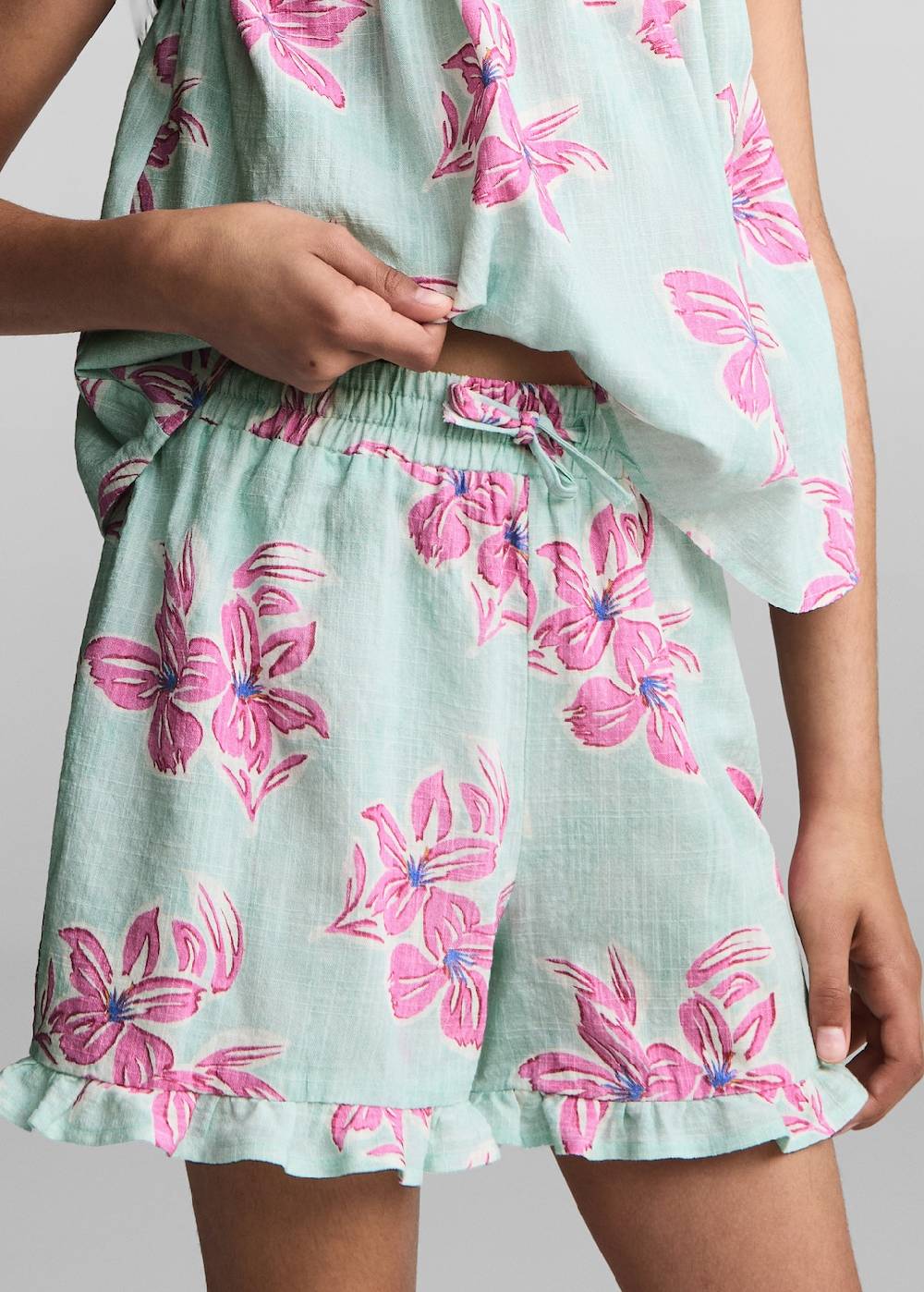 Mango Baumwollshorts mit Blumenmuster Saisonale Angebote