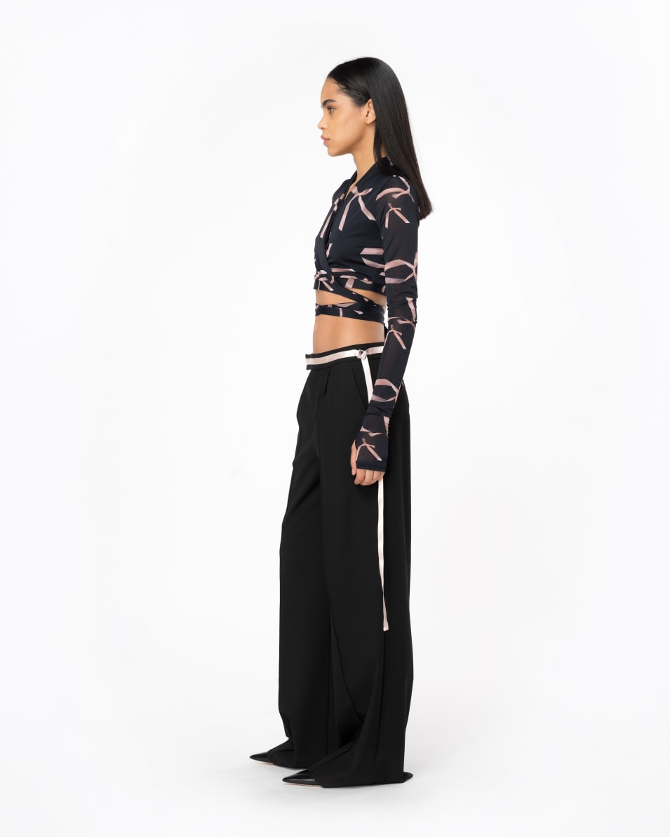 Pinko Kurzer Cardigan mit Schleifchen Reimagine PINKO by Patrick McDowell Letzte 3 Tage