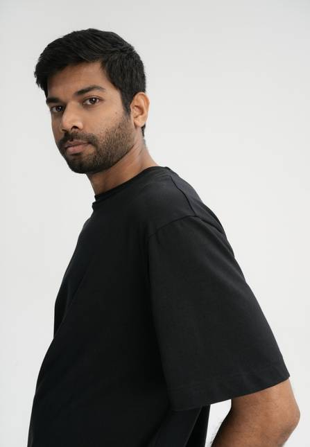Melawear Oversized T-Shirt schwer BHAJAN Räumungsverkauf