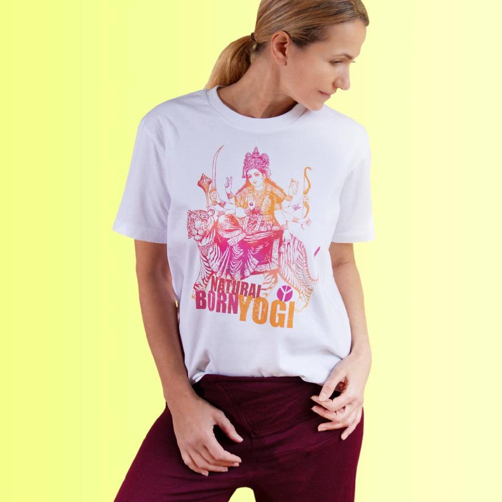 Natural Born Yogi Delicious Durga – T-Shirt Vierteljährliche Förderung